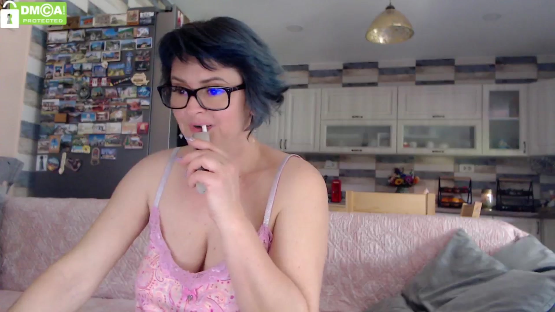 Gallery image thumbnail from silverjewel's myfreecams stream on, 04/16/2024, 09:06 image 13 of 20