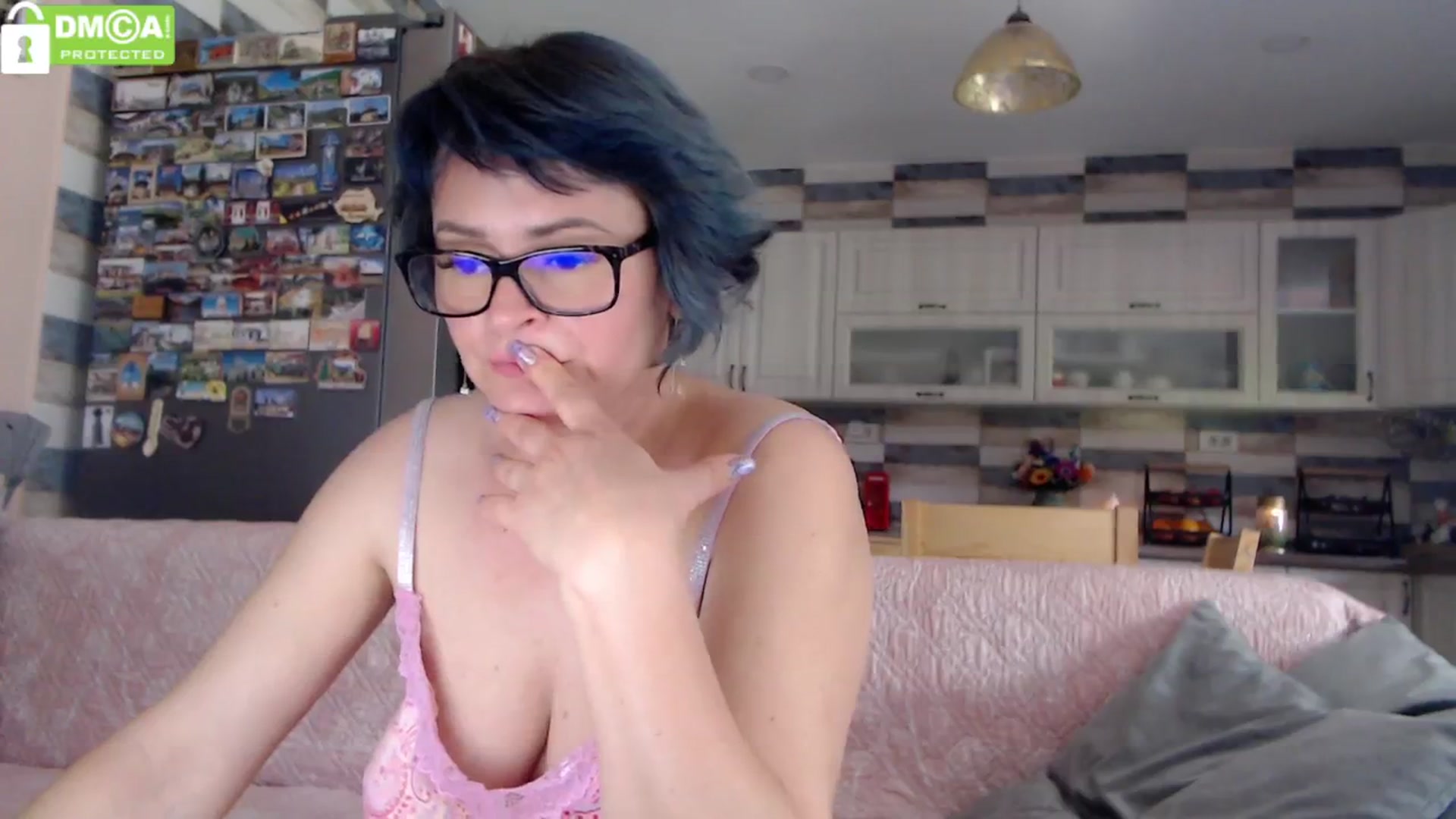 Gallery image thumbnail from silverjewel's myfreecams stream on, 04/16/2024, 09:06 image 19 of 20