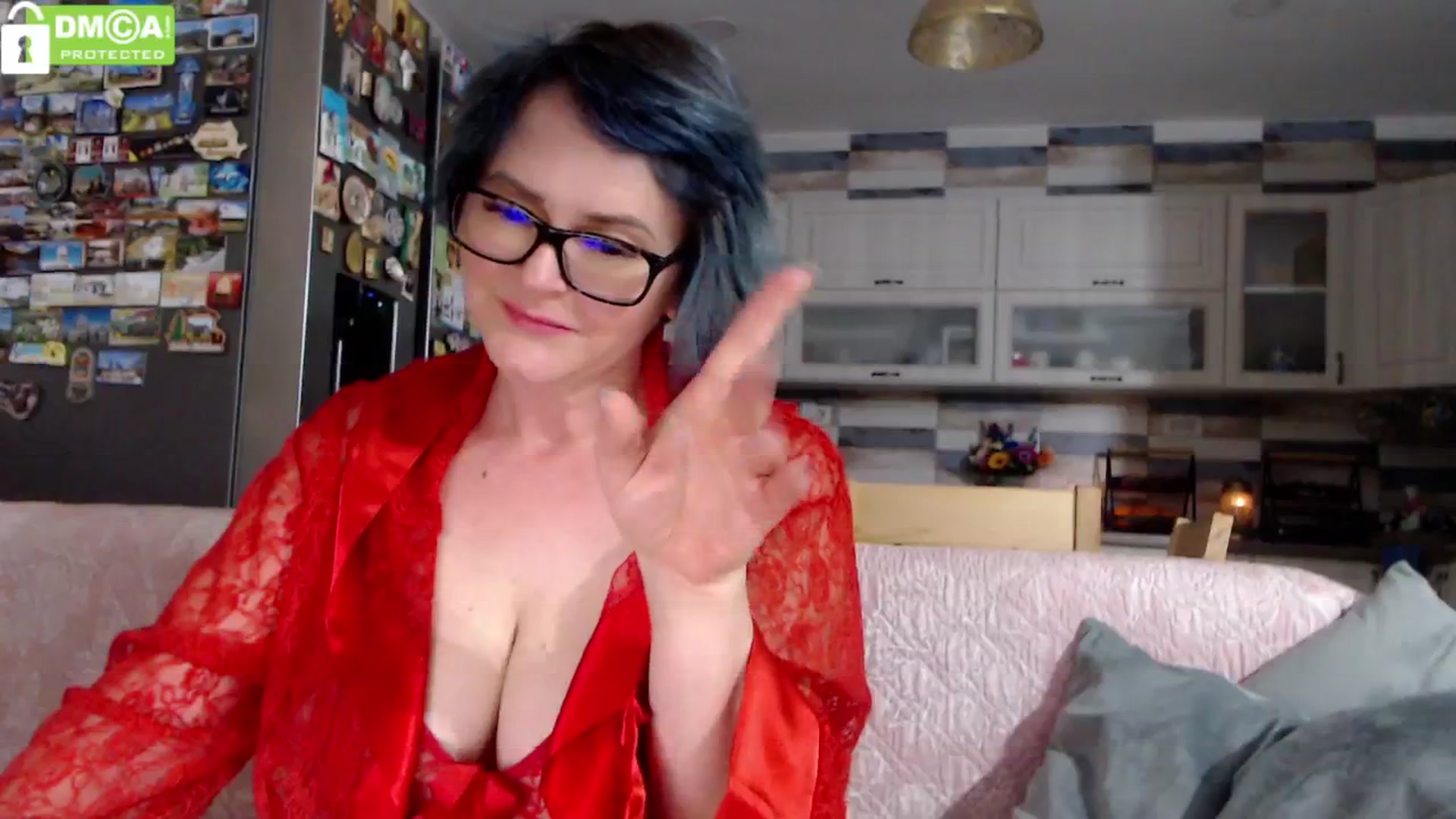 Gallery image thumbnail from silverjewel's myfreecams stream on, 04/16/2024, 18:31 image 15 of 20