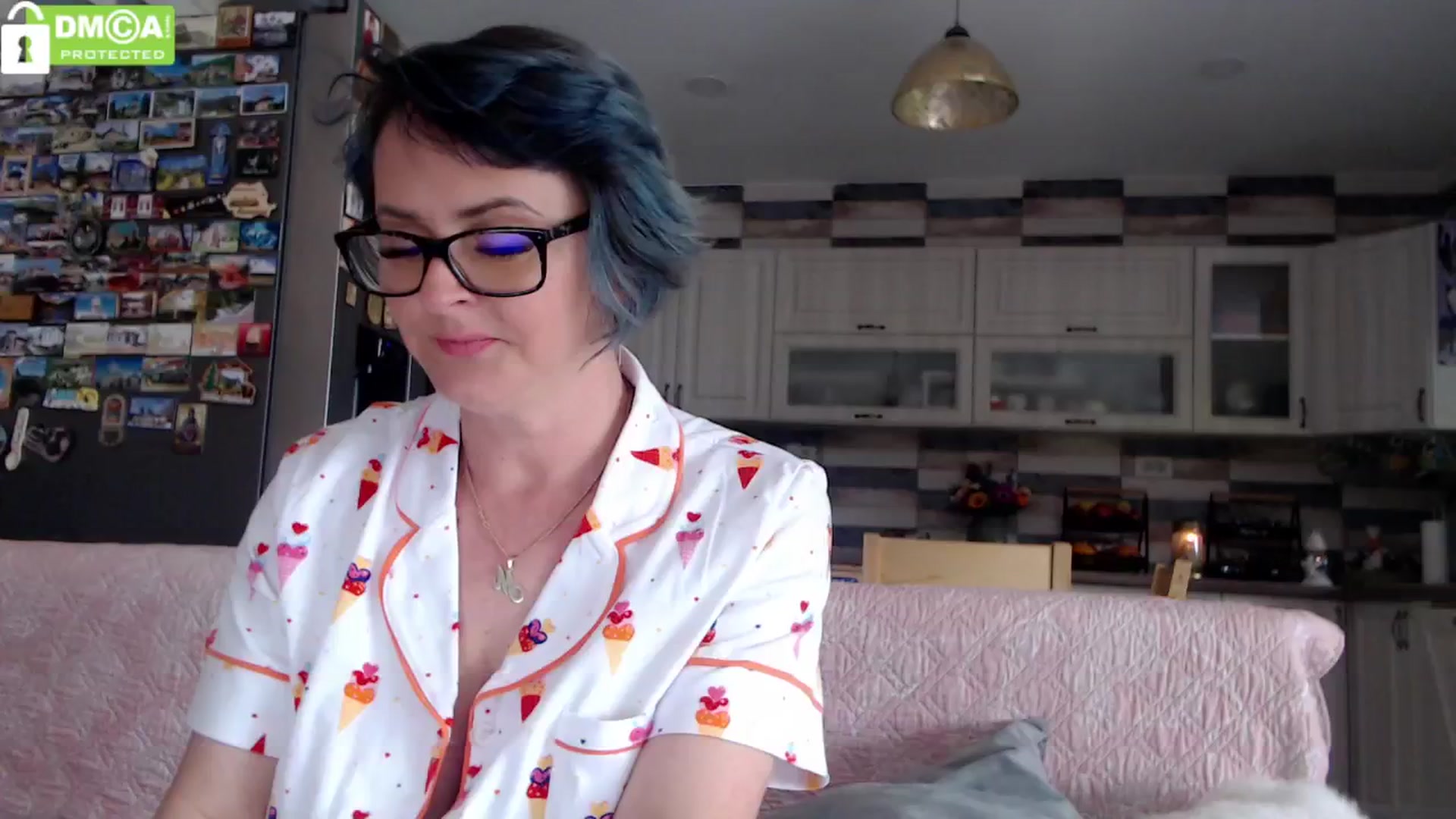 Gallery image thumbnail from silverjewel's myfreecams stream on, 04/23/2024, 10:38 image 15 of 20