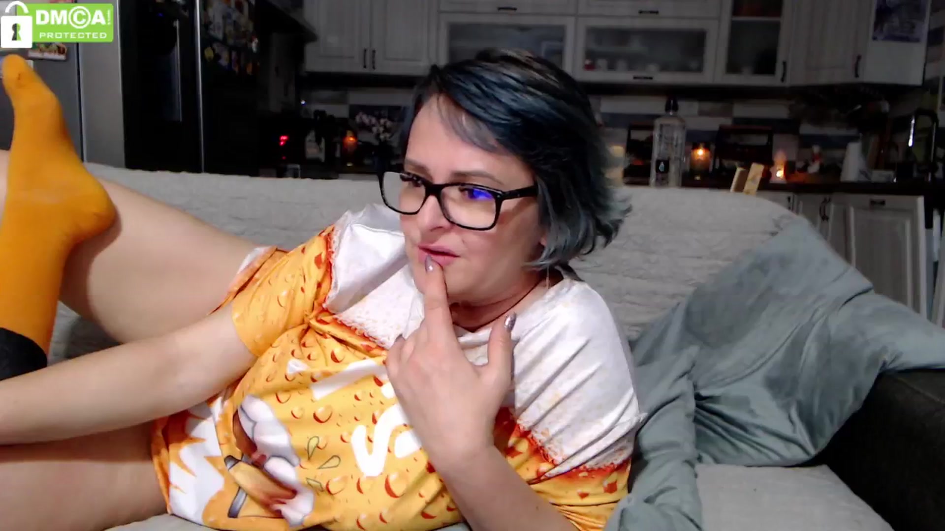 Gallery image thumbnail from silverjewel's myfreecams stream on, 04/26/2024, 20:55 image 9 of 20