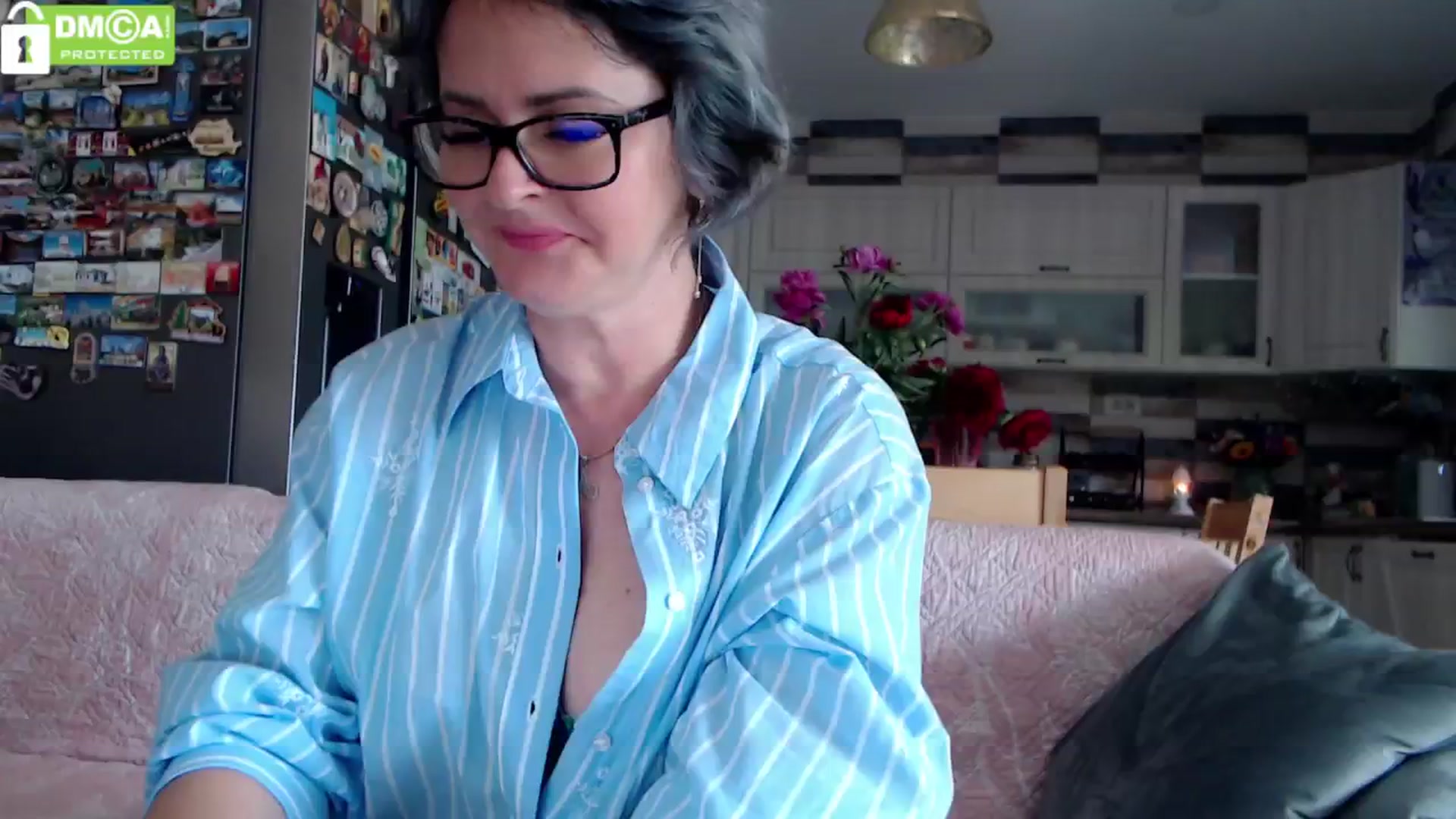 Gallery image thumbnail from silverjewel's myfreecams stream on, 05/09/2024, 08:02 image 8 of 20