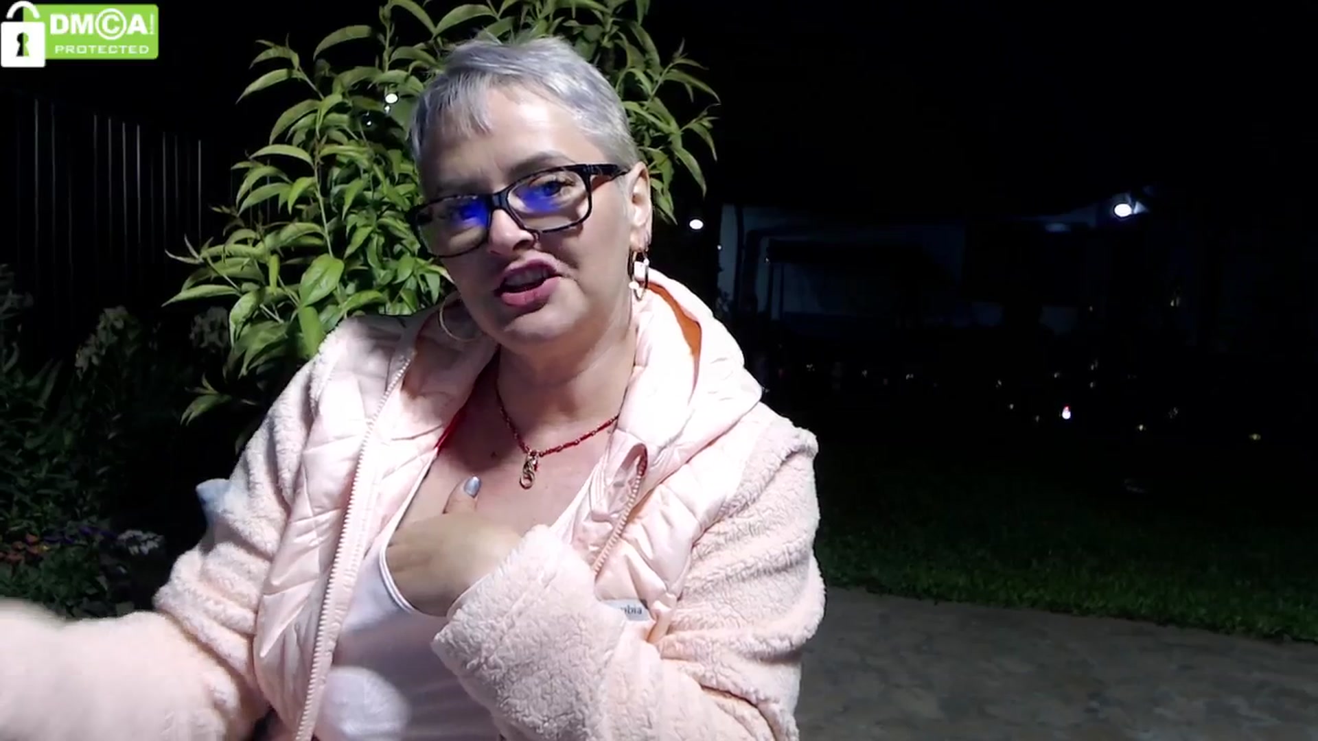 Gallery image thumbnail from silverjewel's myfreecams stream on, 05/17/2024, 18:56 image 20 of 20
