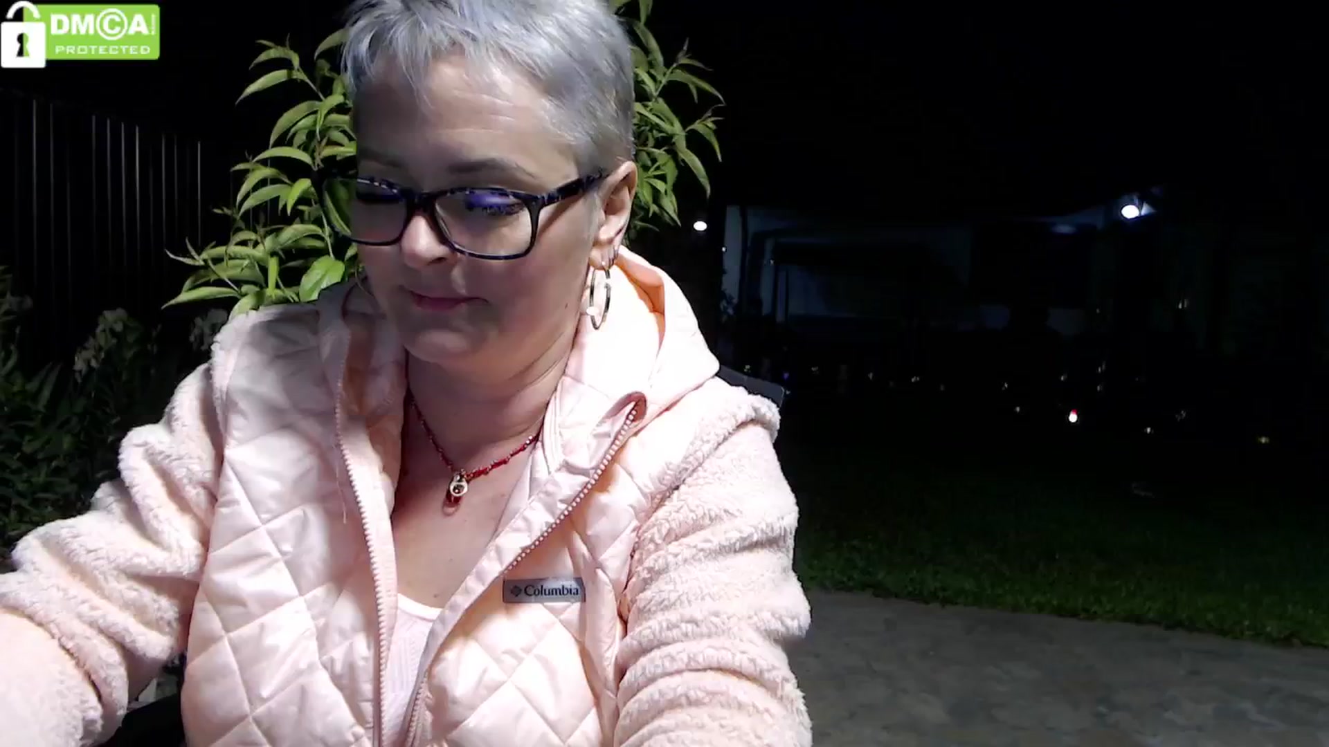 Gallery image thumbnail from silverjewel's myfreecams stream on, 05/17/2024, 19:31 image 3 of 20