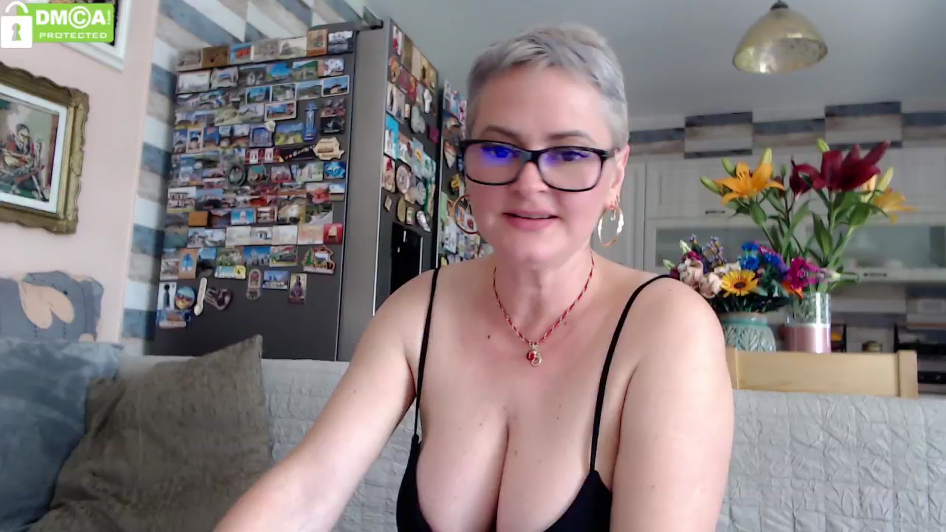 Gallery image thumbnail from silverjewel's myfreecams stream on, 05/18/2024, 11:37 image 18 of 20