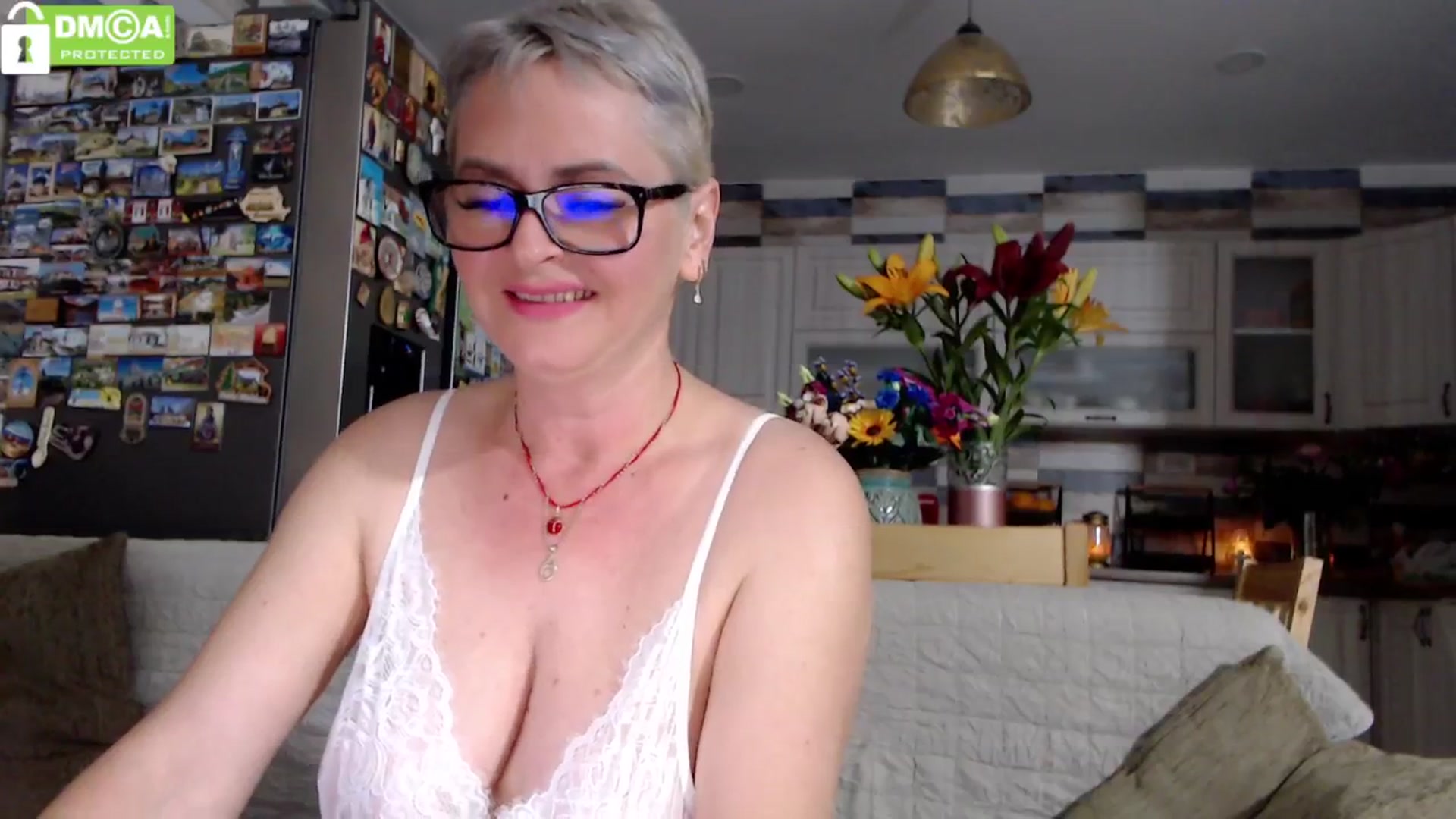Gallery image thumbnail from silverjewel's myfreecams stream on, 05/18/2024, 19:26 image 4 of 20