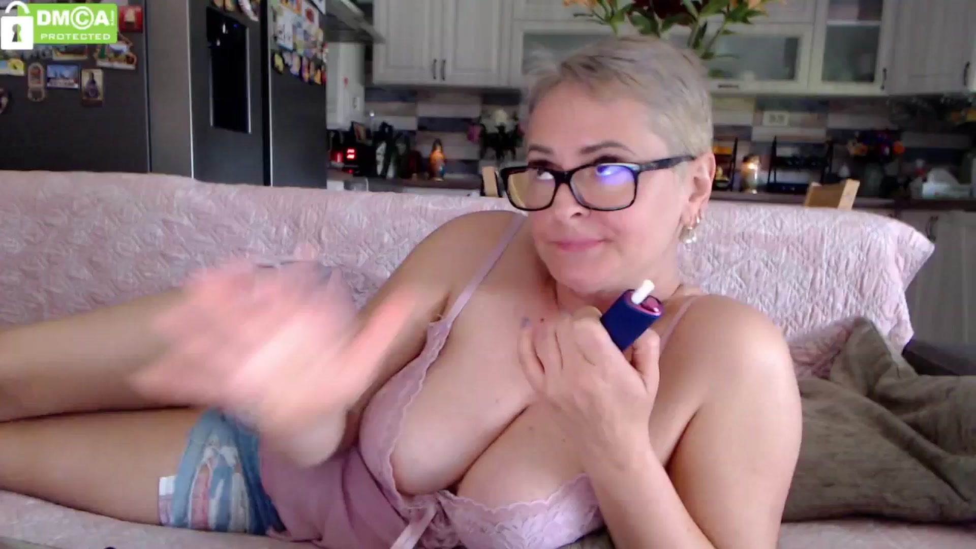 Gallery image thumbnail from silverjewel's myfreecams stream on, 05/23/2024, 12:27 image 7 of 20