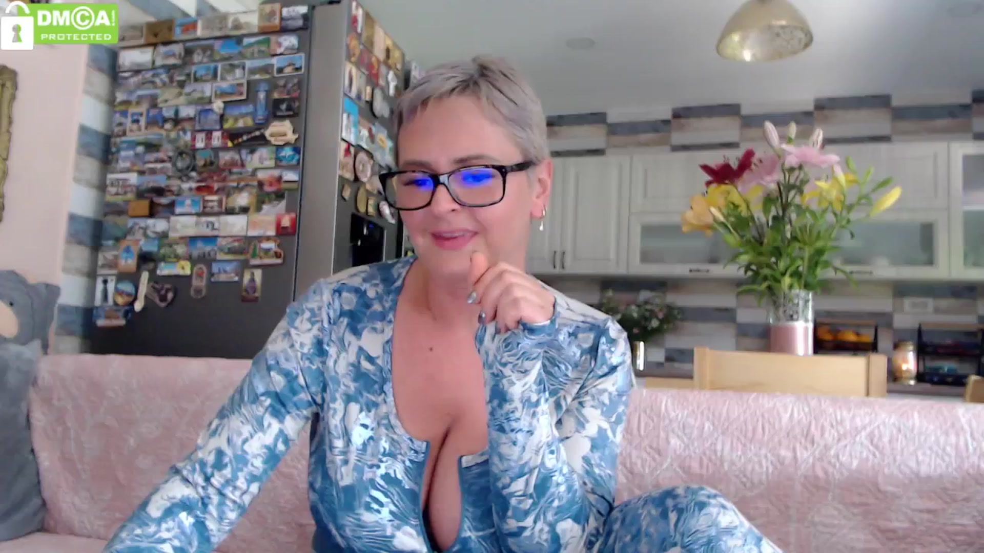 Gallery image thumbnail from silverjewel's myfreecams stream on, 05/31/2024, 11:58 image 4 of 20