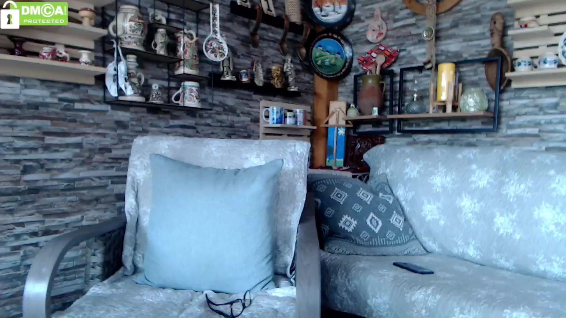 Gallery image thumbnail from silverjewel's myfreecams stream on, 06/01/2024, 11:39 image 3 of 20