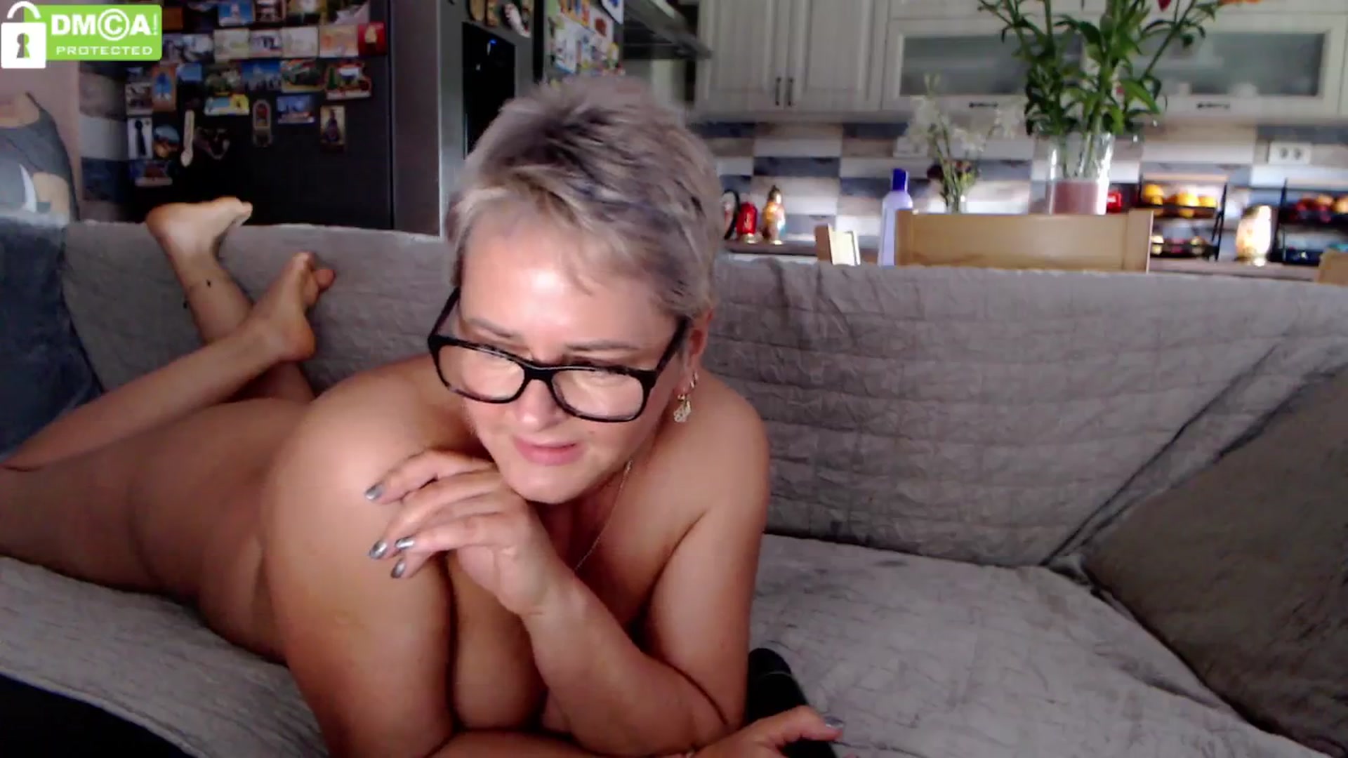 Gallery image thumbnail from silverjewel's myfreecams stream on, 06/06/2024, 10:48 image 8 of 20