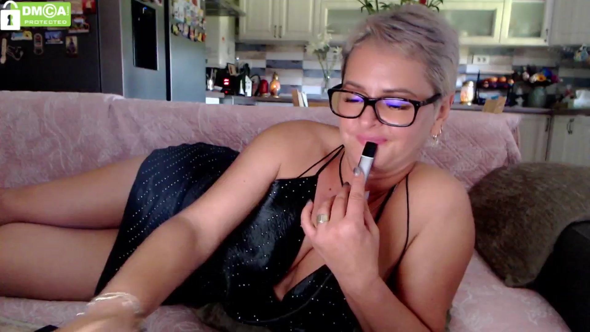 Gallery image thumbnail from silverjewel's myfreecams stream on, 06/07/2024, 10:00 image 17 of 20
