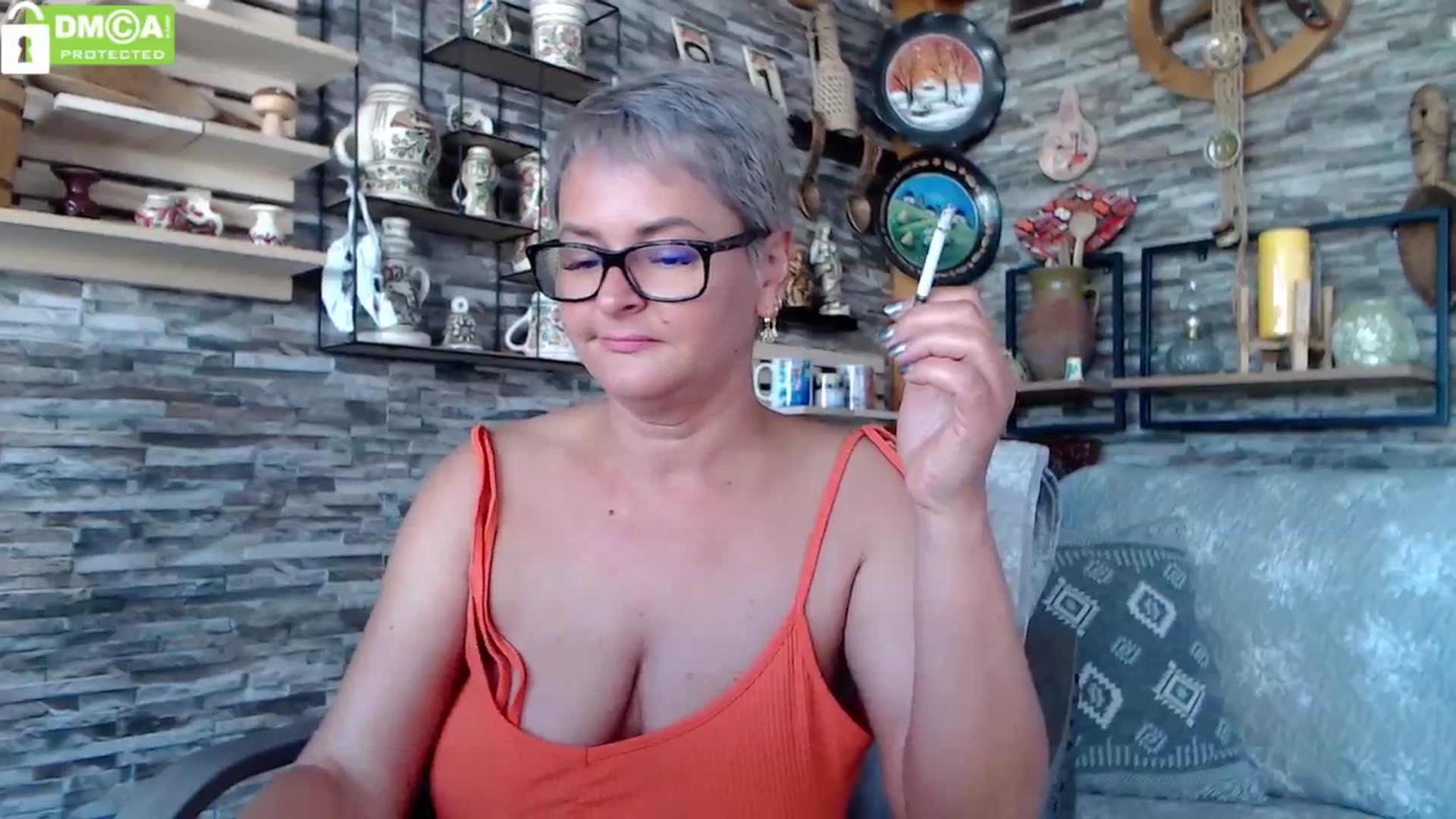 Gallery image thumbnail from silverjewel's myfreecams stream on, 06/08/2024, 07:59 image 14 of 20
