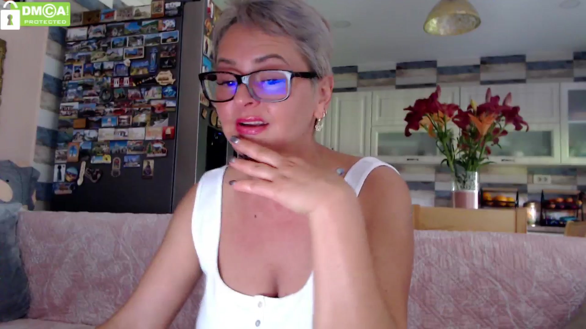 Gallery image thumbnail from silverjewel's myfreecams stream on, 06/09/2024, 10:50 image 12 of 20