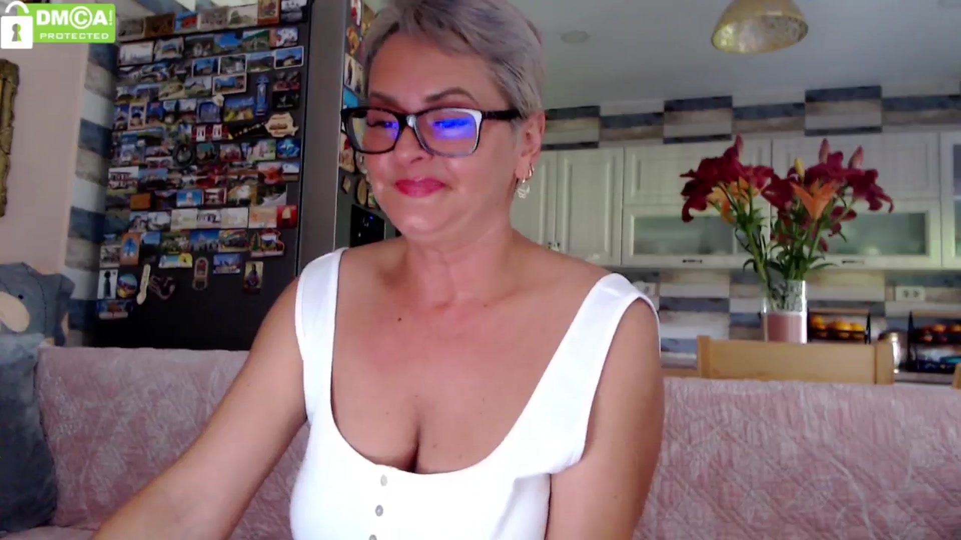 Gallery image thumbnail from silverjewel's myfreecams stream on, 06/09/2024, 10:50 image 11 of 20