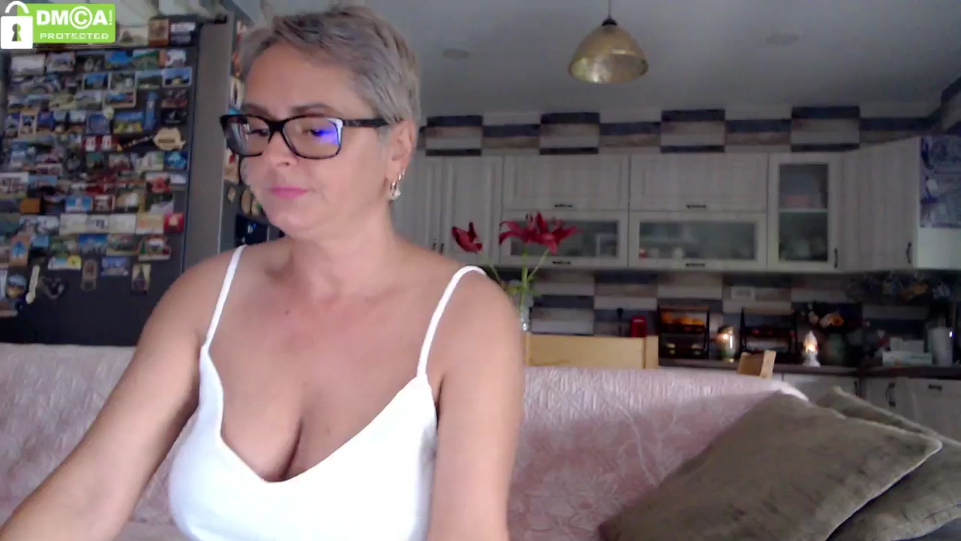 Gallery image thumbnail from silverjewel's myfreecams stream on, 06/12/2024, 06:44 image 11 of 20
