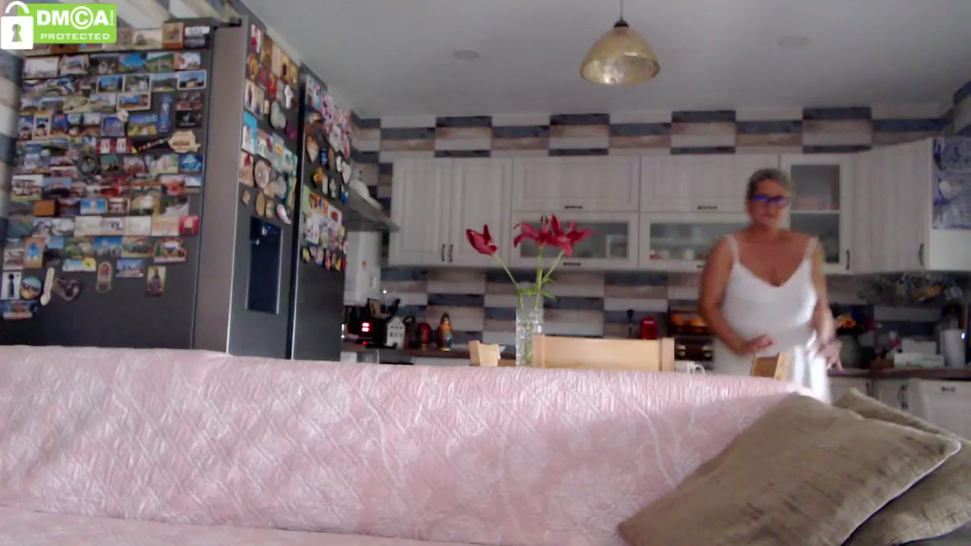 Gallery image thumbnail from silverjewel's myfreecams stream on, 06/12/2024, 06:44 image 8 of 20