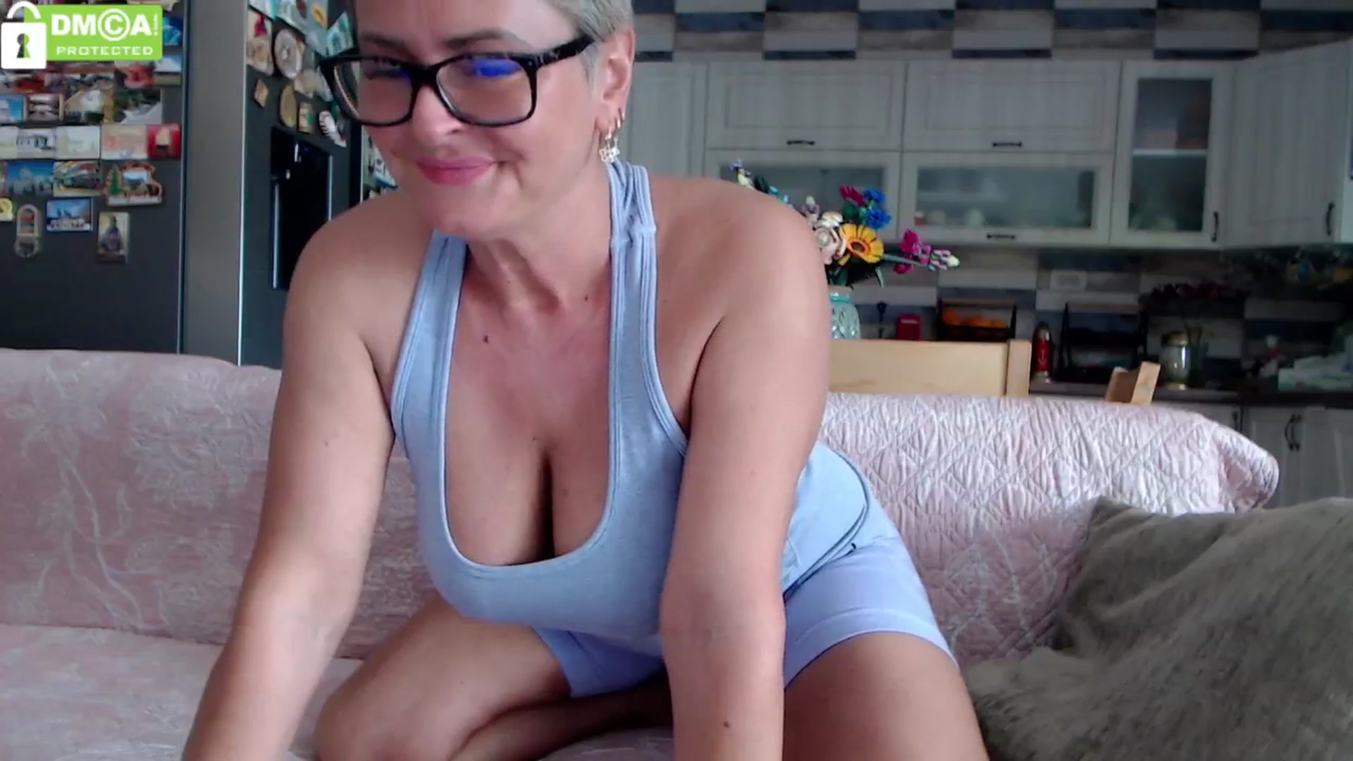 Gallery image thumbnail from silverjewel's myfreecams stream on, 06/14/2024, 10:10 image 7 of 20
