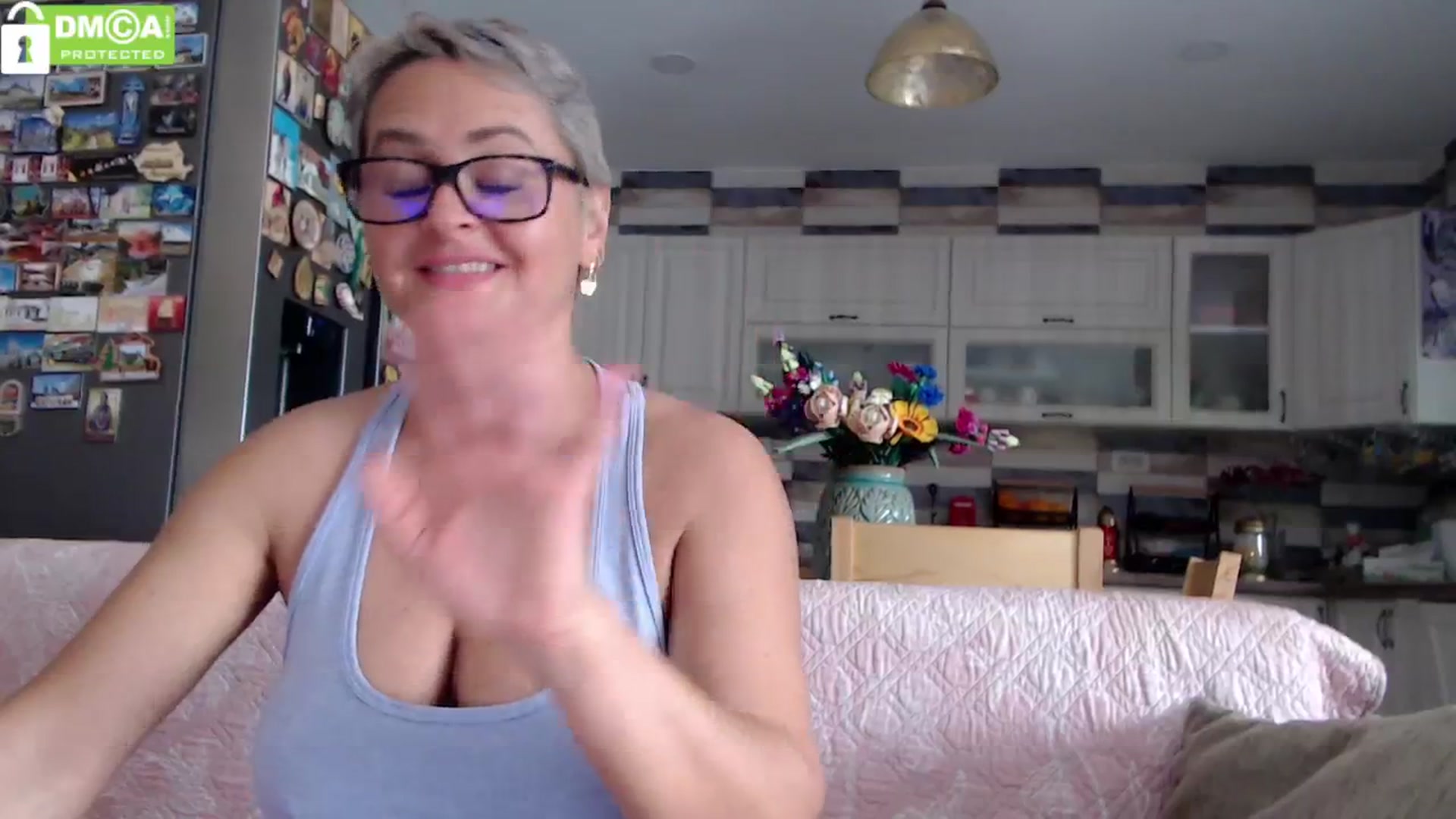 Gallery image thumbnail from silverjewel's myfreecams stream on, 06/14/2024, 10:10 image 6 of 20