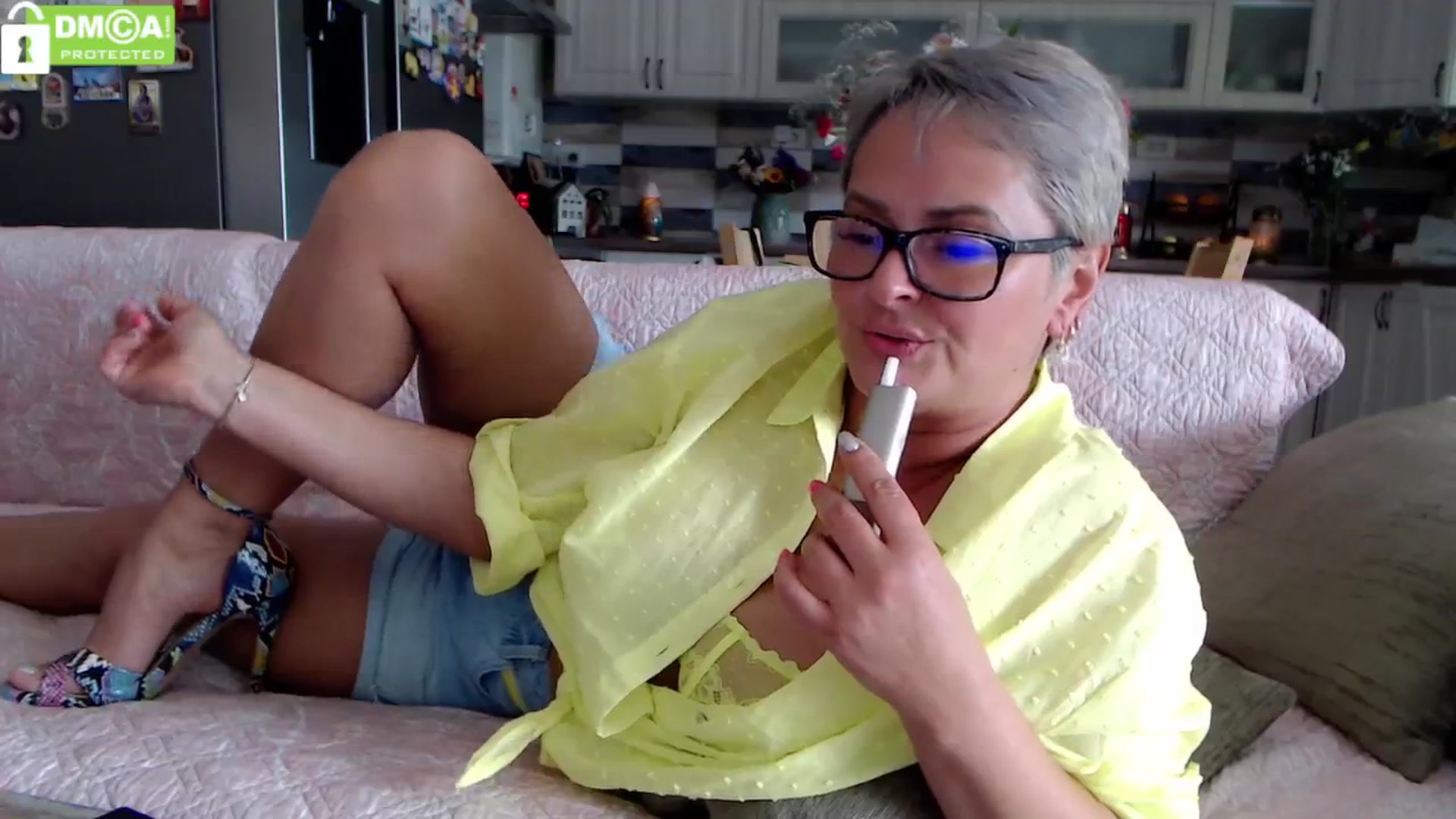 Gallery image thumbnail from silverjewel's myfreecams stream on, 06/17/2024, 11:23 image 11 of 20