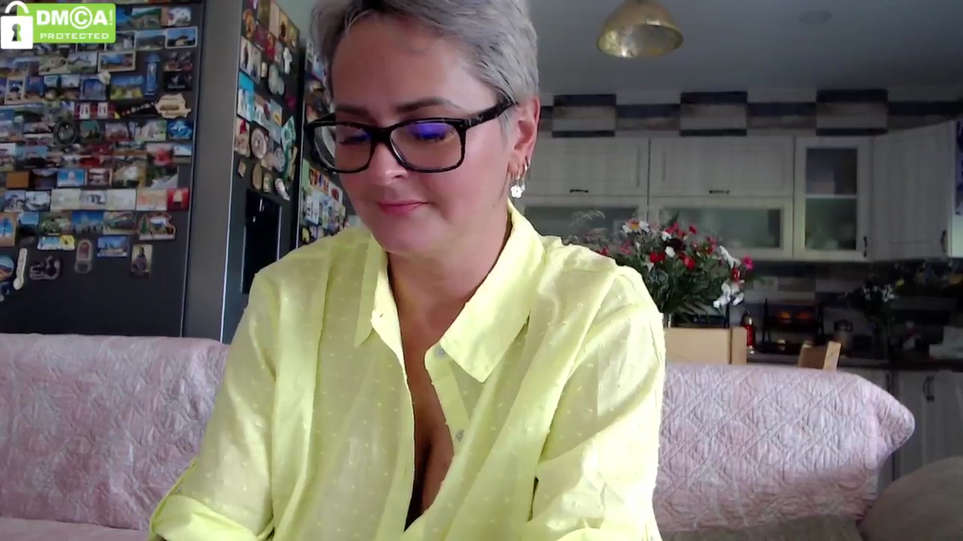 Gallery image thumbnail from silverjewel's myfreecams stream on, 06/17/2024, 11:23 image 5 of 20