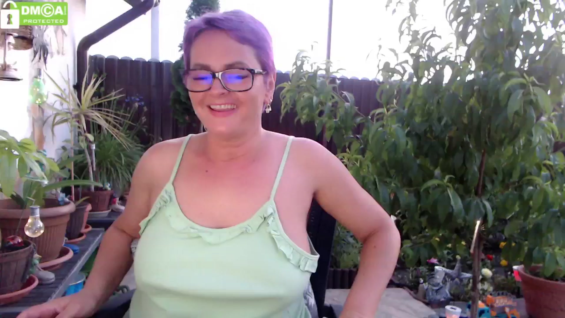 Gallery image thumbnail from silverjewel's myfreecams stream on, 06/21/2024, 18:34 image 20 of 20