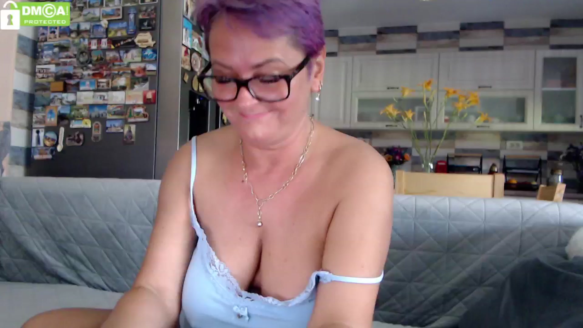 Gallery image thumbnail from silverjewel's myfreecams stream on, 06/27/2024, 09:10 image 1 of 20