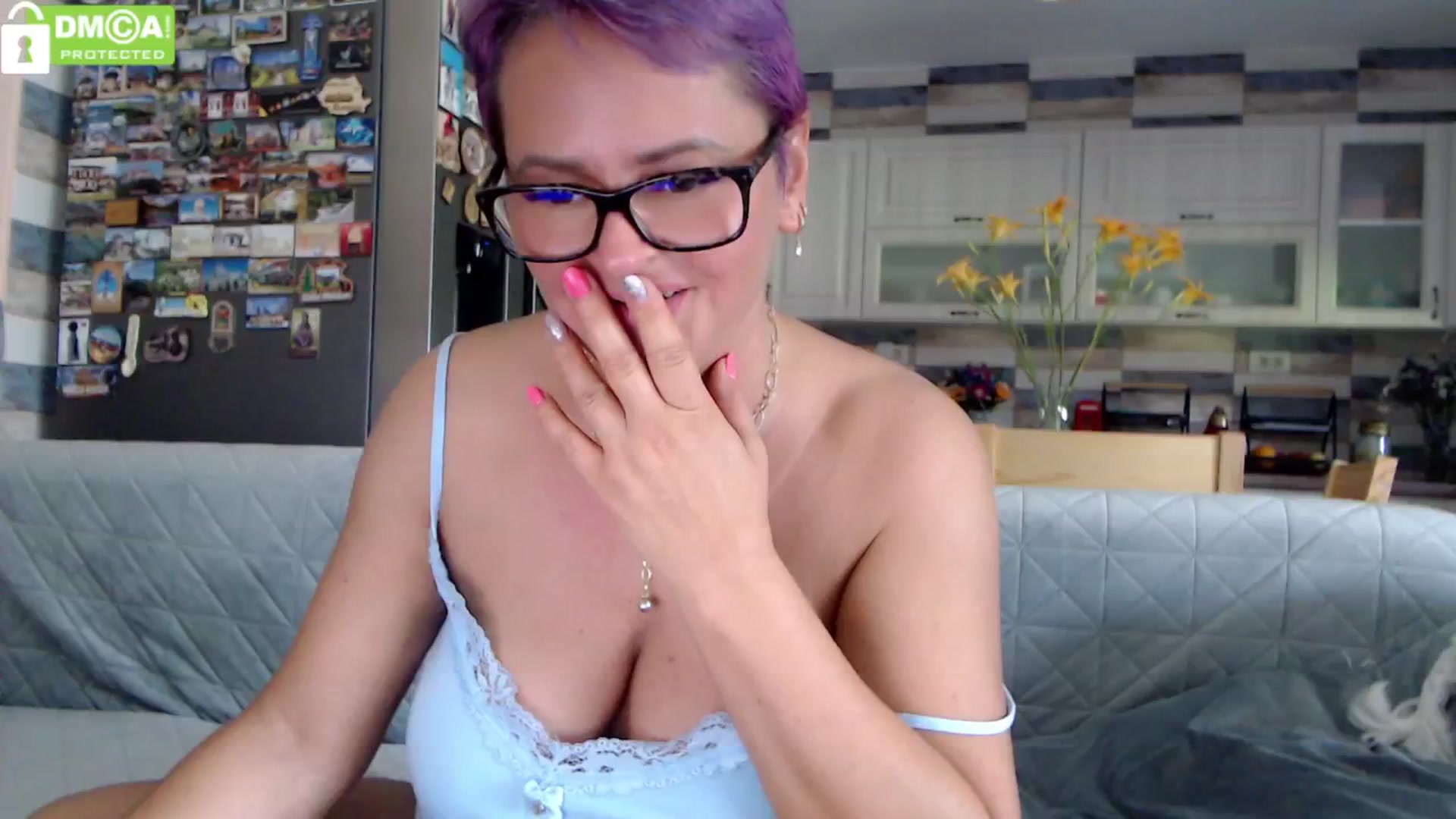 Gallery image thumbnail from silverjewel's myfreecams stream on, 06/27/2024, 09:10 image 7 of 20