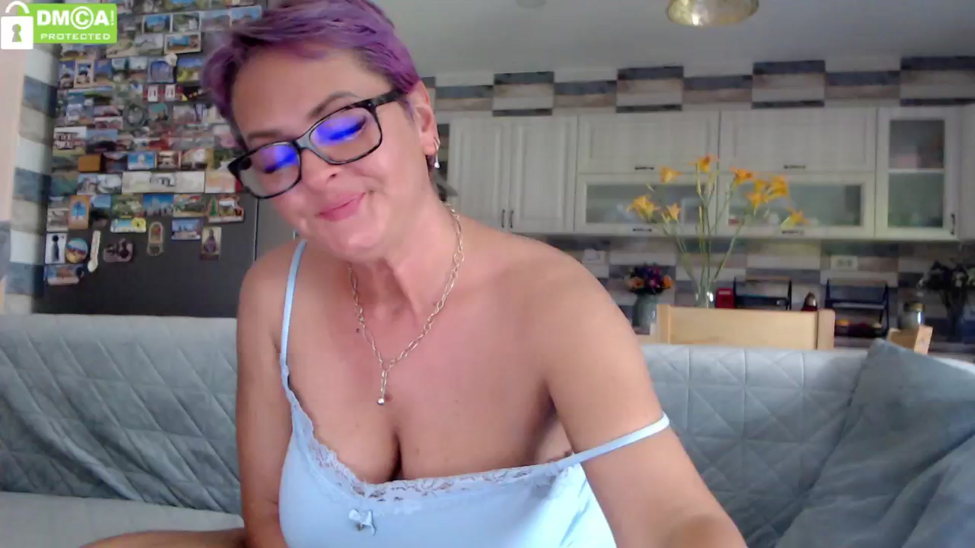 Gallery image thumbnail from silverjewel's myfreecams stream on, 06/27/2024, 09:55 image 9 of 20