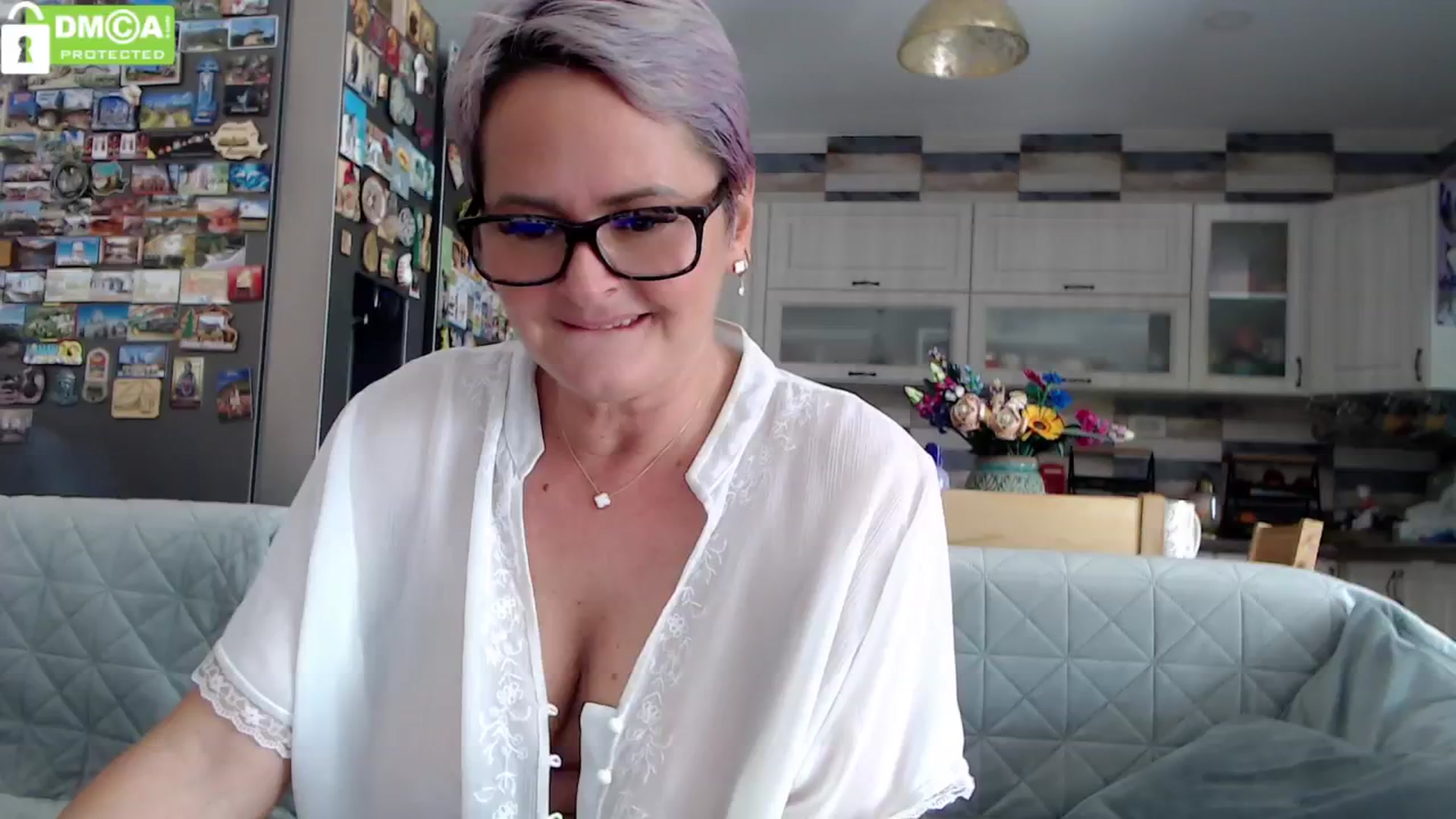 Gallery image thumbnail from silverjewel's myfreecams stream on, 07/09/2024, 14:24 image 1 of 20