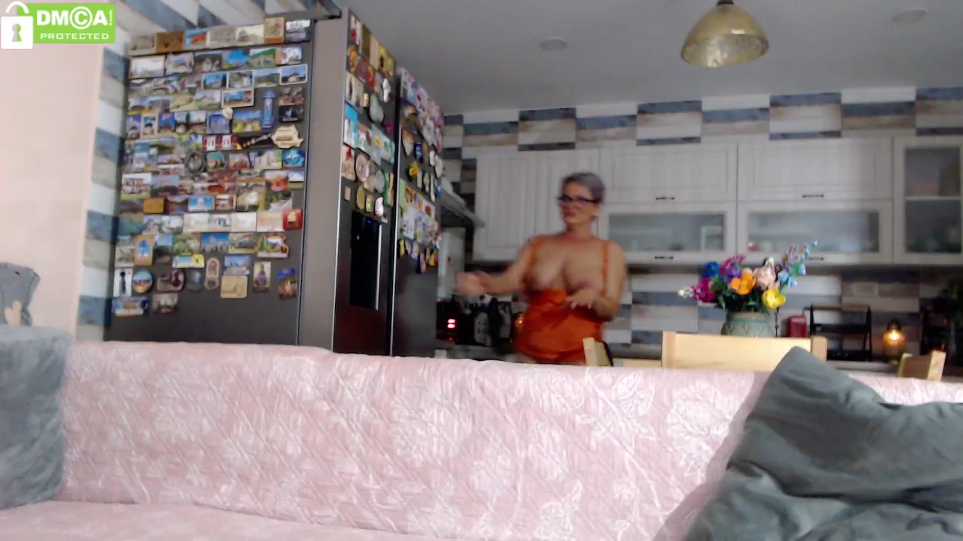 Gallery image thumbnail from silverjewel's myfreecams stream on, 07/11/2024, 19:44 image 14 of 20