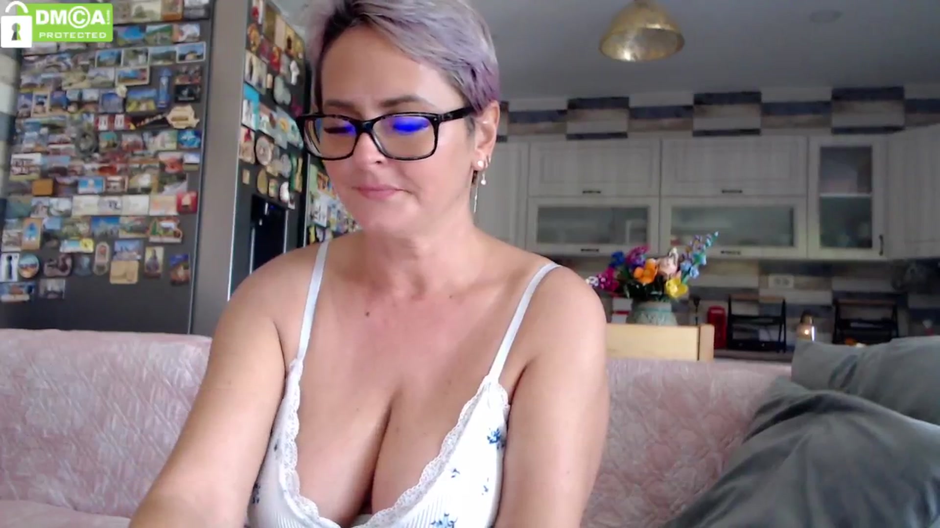 Gallery image thumbnail from silverjewel's myfreecams stream on, 07/12/2024, 09:47 image 5 of 20