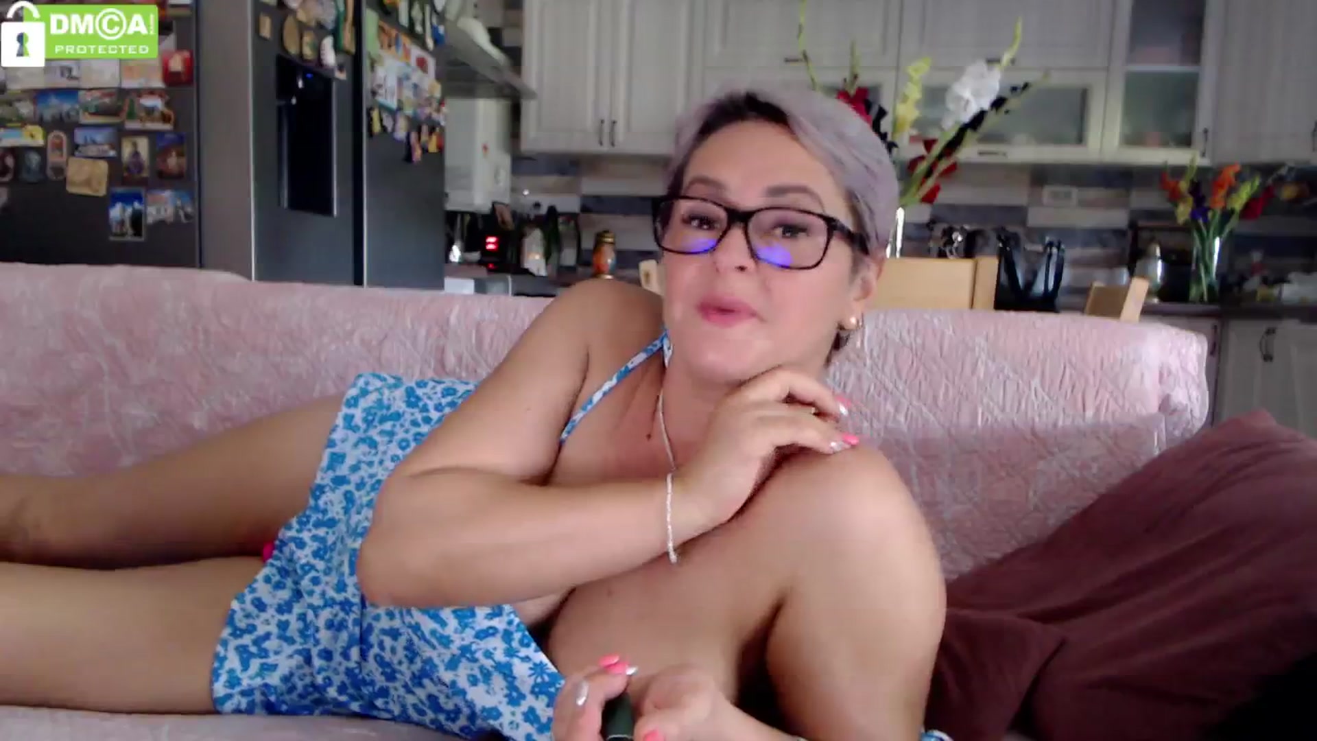 Gallery image thumbnail from silverjewel's myfreecams stream on, 07/16/2024, 09:18 image 16 of 20