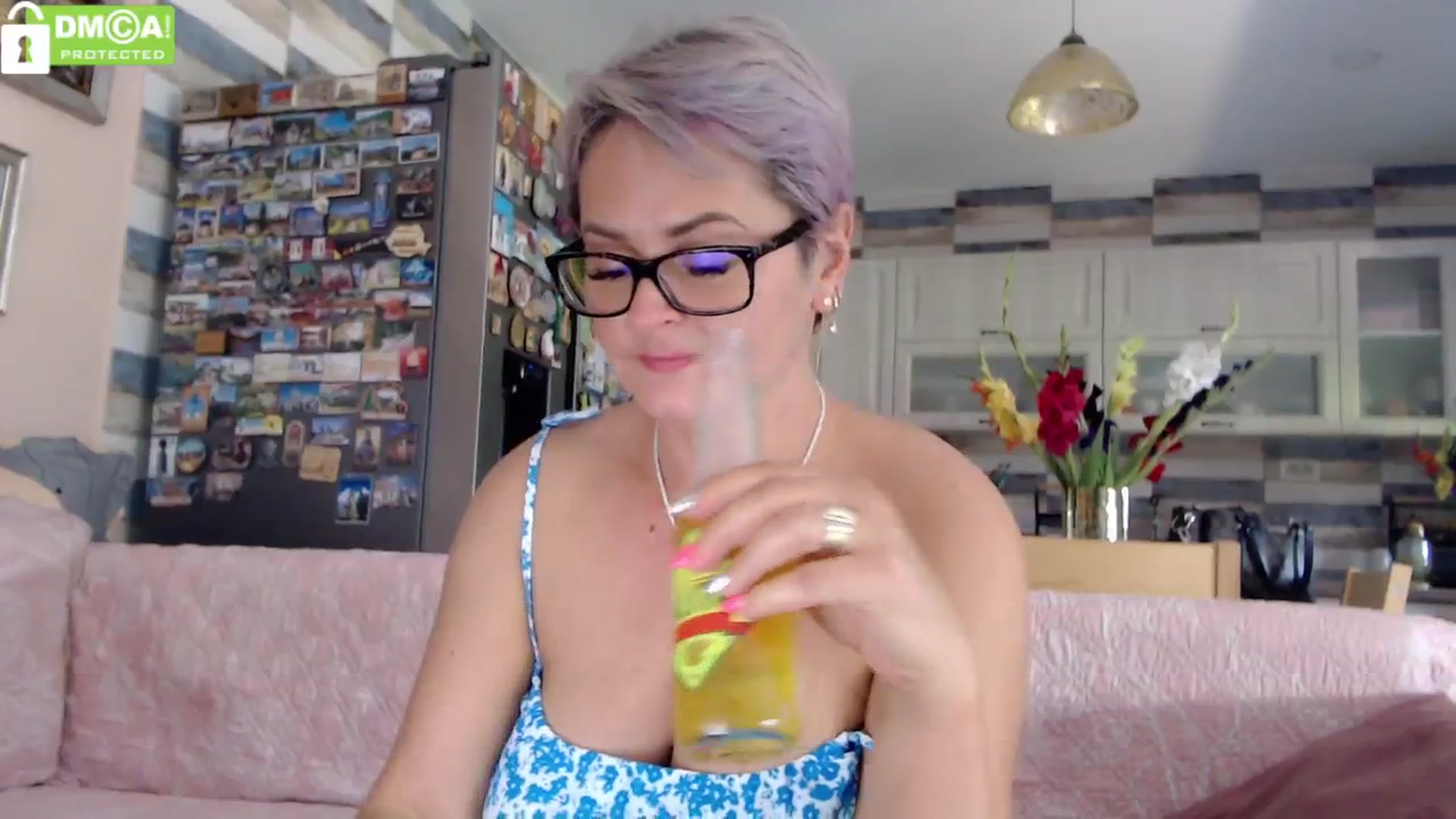 Gallery image thumbnail from silverjewel's myfreecams stream on, 07/16/2024, 10:49 image 7 of 20