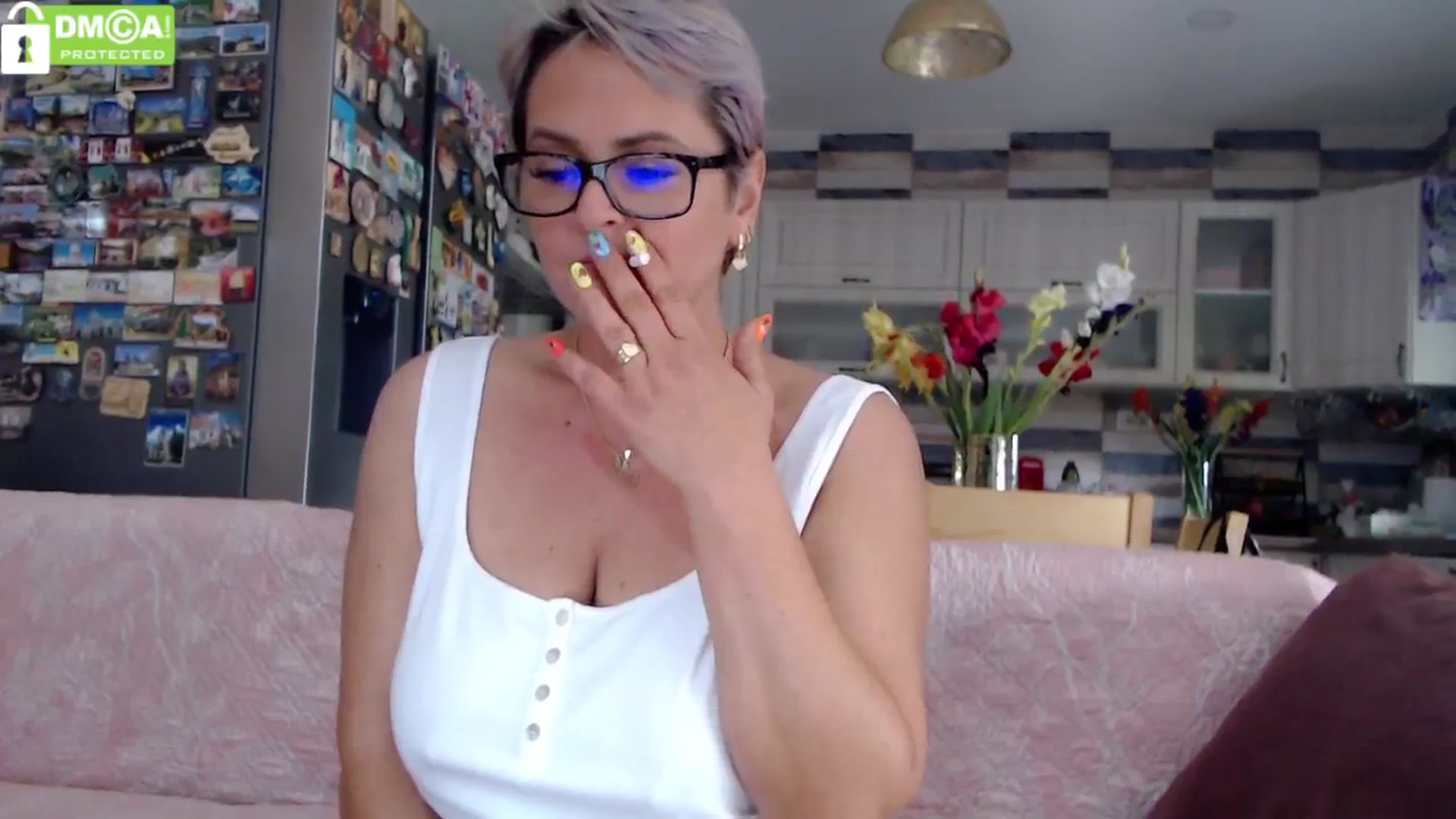 Gallery image thumbnail from silverjewel's myfreecams stream on, 07/18/2024, 10:59 image 19 of 20