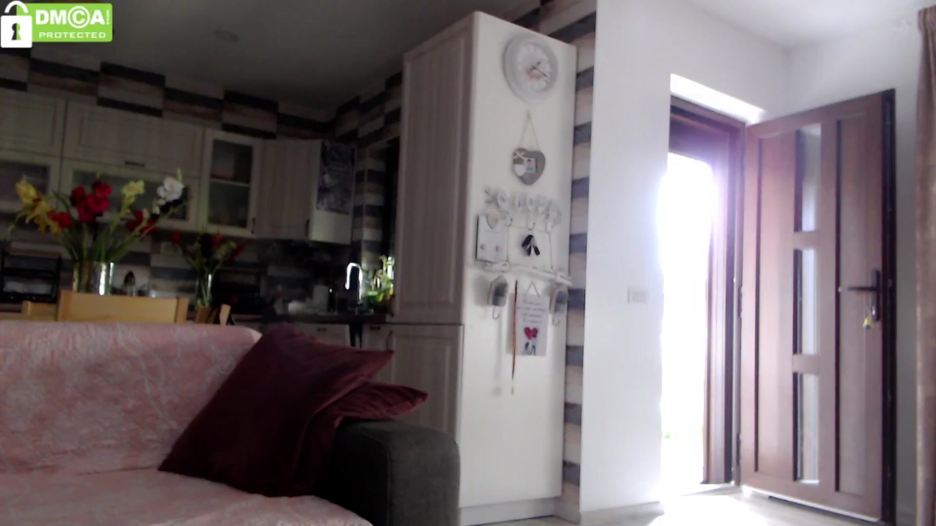 Gallery image thumbnail from silverjewel's myfreecams stream on, 07/18/2024, 10:59 image 8 of 20