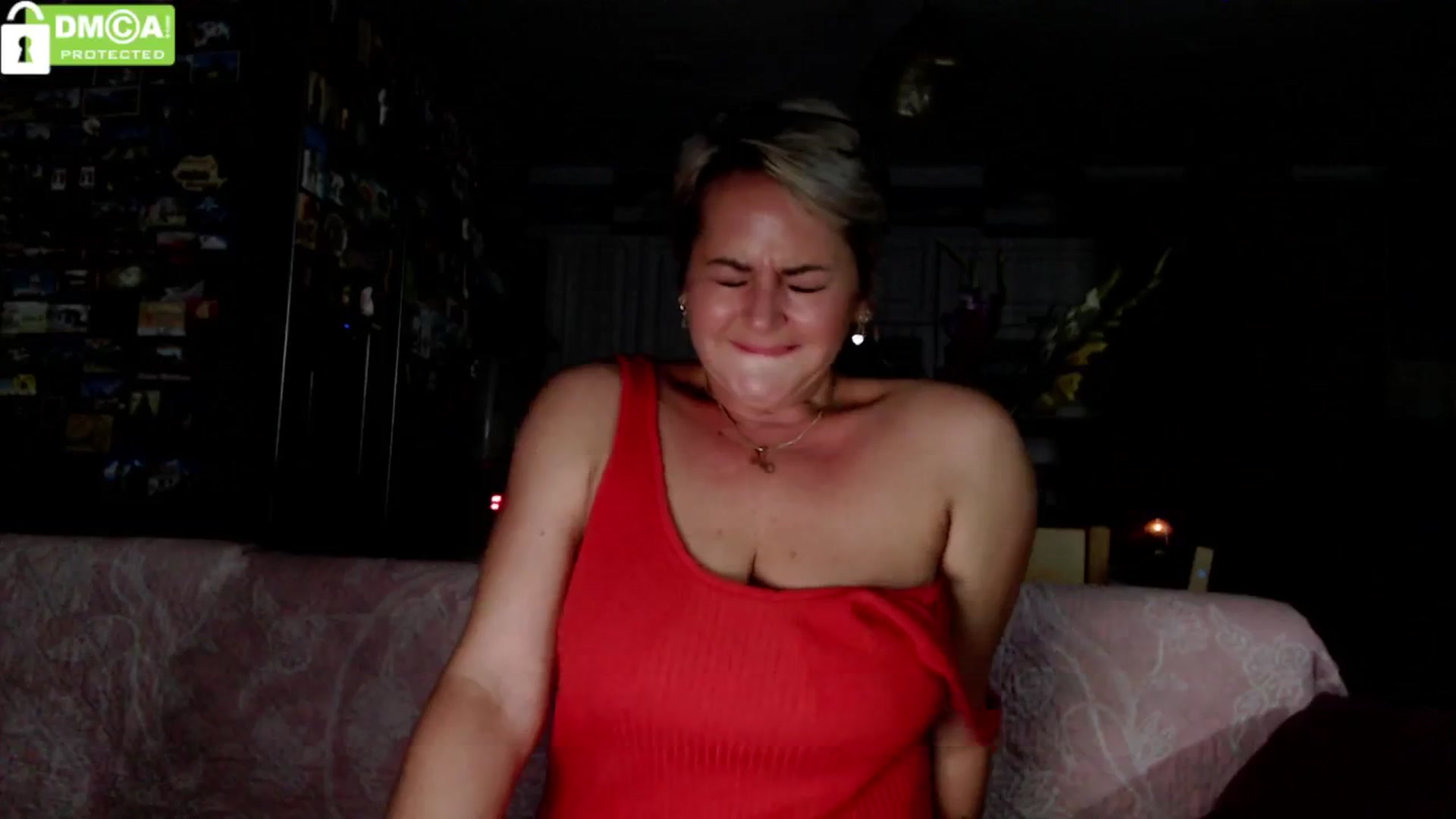 Gallery image thumbnail from silverjewel's myfreecams stream on, 07/28/2024, 18:43 image 14 of 20