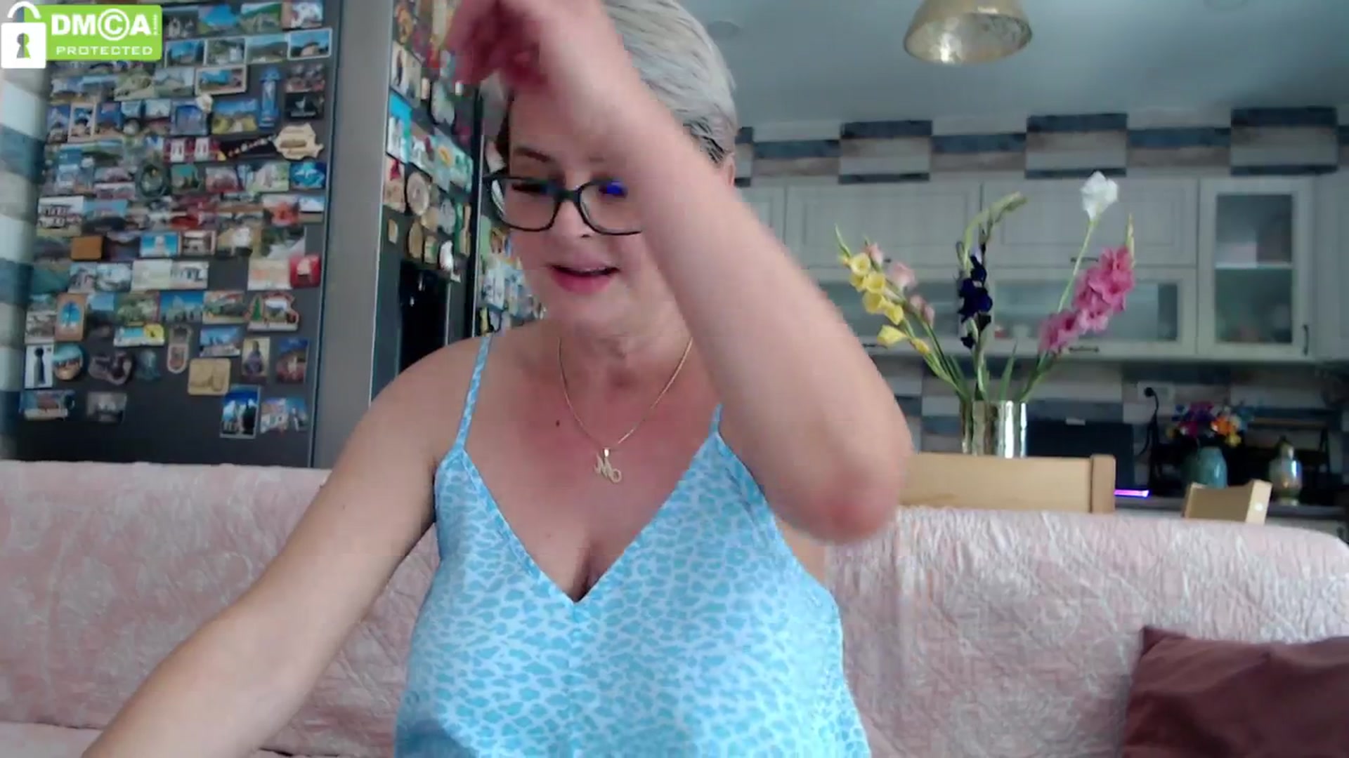 Gallery image thumbnail from silverjewel's myfreecams stream on, 07/31/2024, 13:37 image 10 of 20