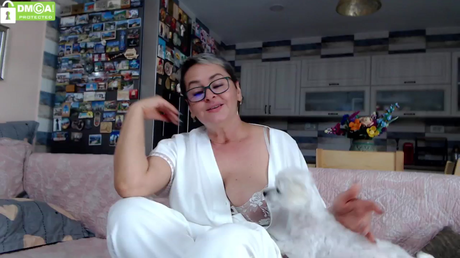 Gallery image thumbnail from silverjewel's myfreecams stream on, 08/27/2024, 10:47 image 8 of 20