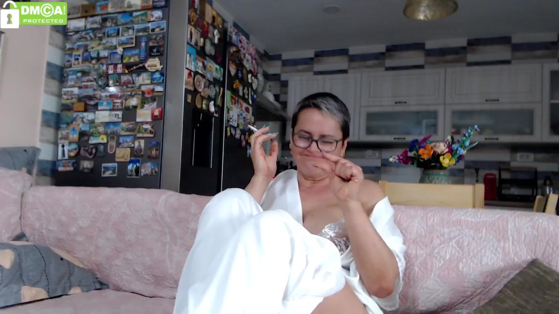 Gallery image thumbnail from silverjewel's myfreecams stream on, 08/27/2024, 10:47 image 7 of 20
