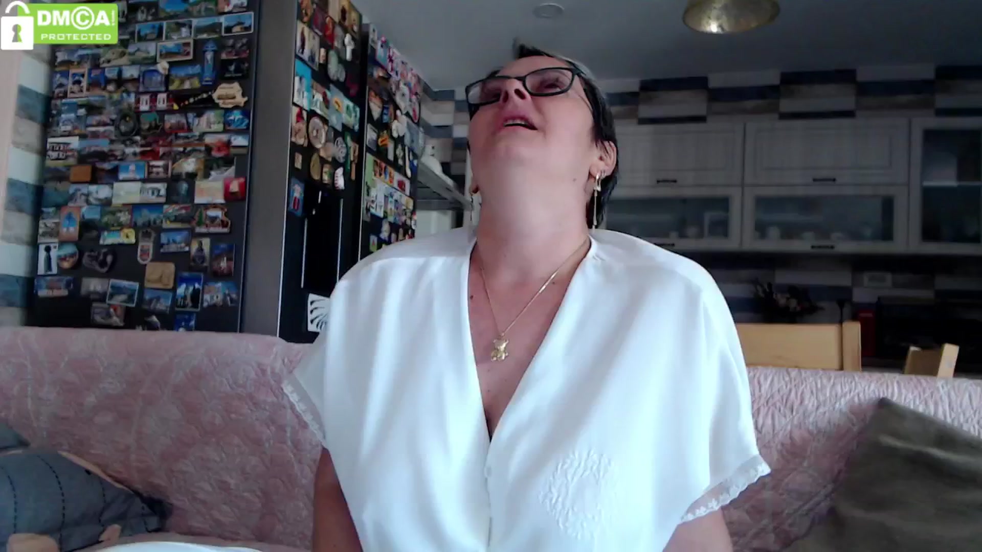 Gallery image thumbnail from silverjewel's myfreecams stream on, 10/23/2024, 10:42 image 3 of 20