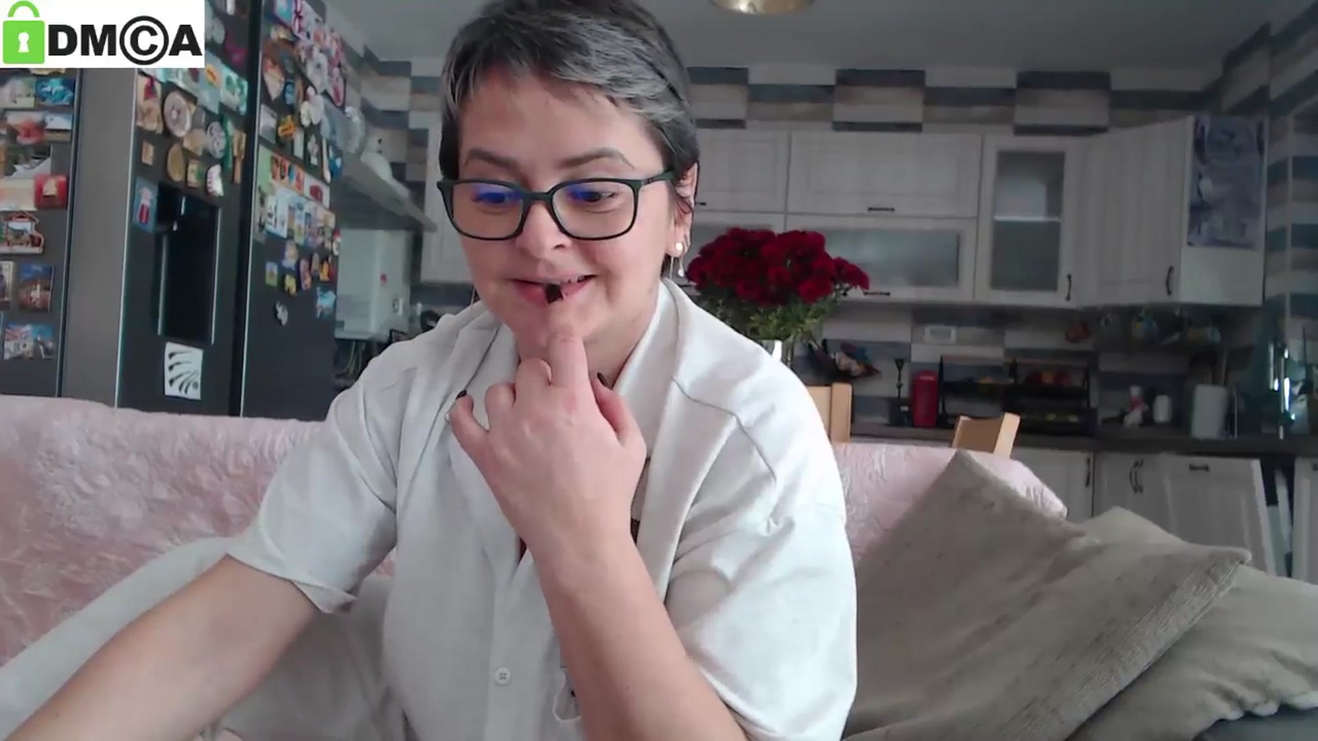 Gallery image thumbnail from silverjewel's myfreecams stream on, 11/02/2024, 10:57 image 13 of 20