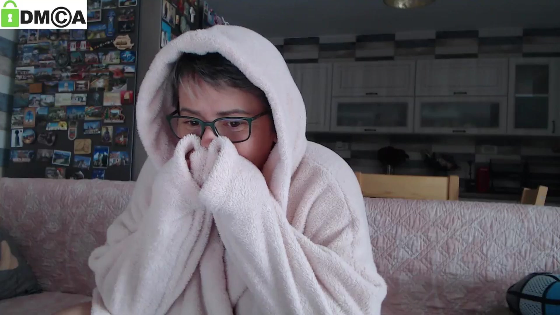 Gallery image thumbnail from silverjewel's myfreecams stream on, 11/13/2024, 11:52 image 14 of 20