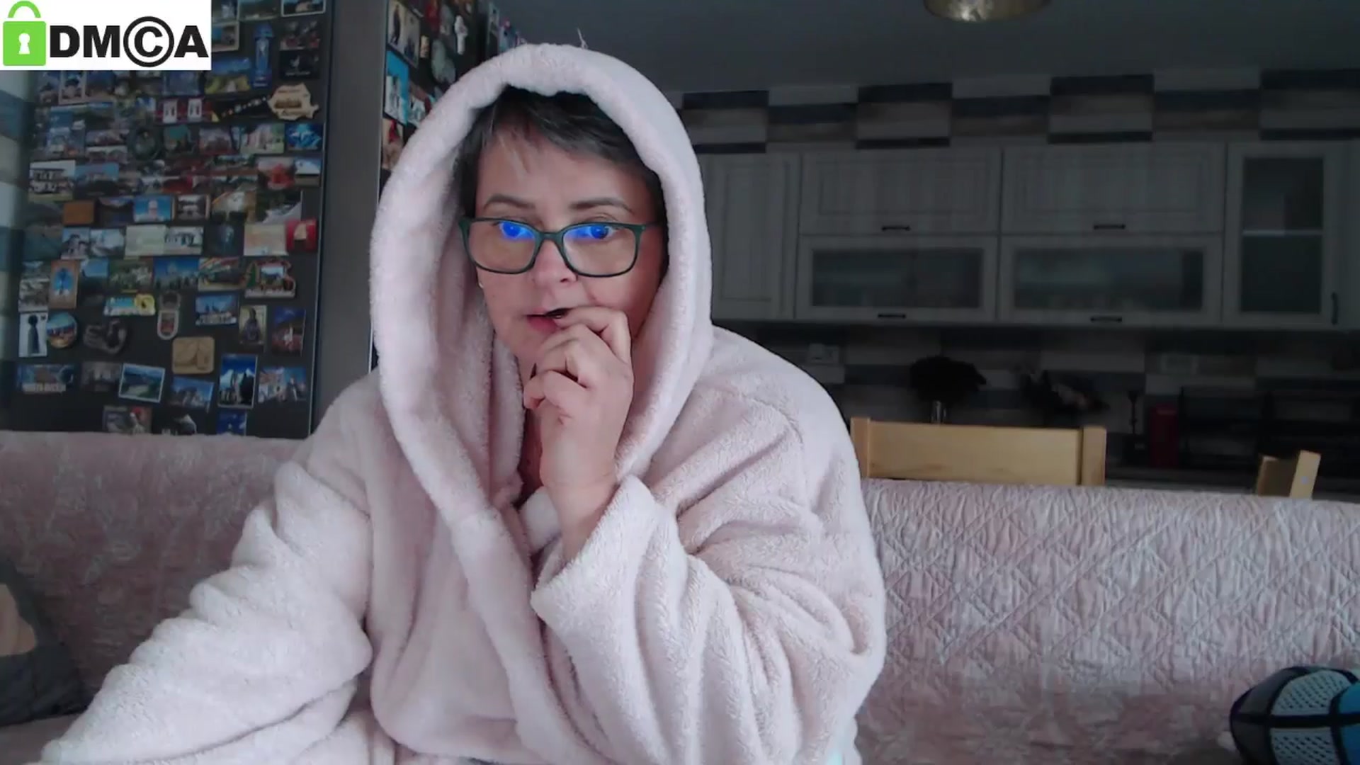 Gallery image thumbnail from silverjewel's myfreecams stream on, 11/13/2024, 11:52 image 16 of 20