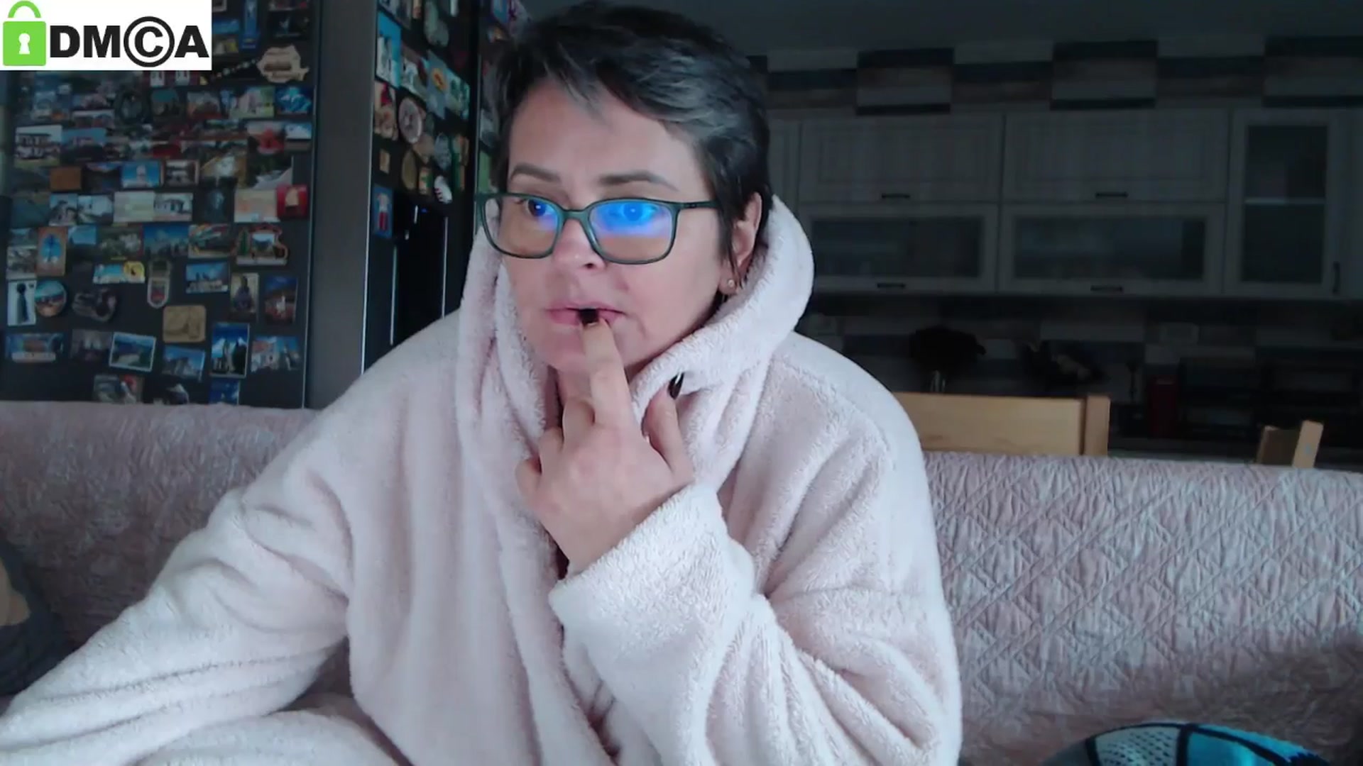 Gallery image thumbnail from silverjewel's myfreecams stream on, 11/13/2024, 12:19 image 6 of 20