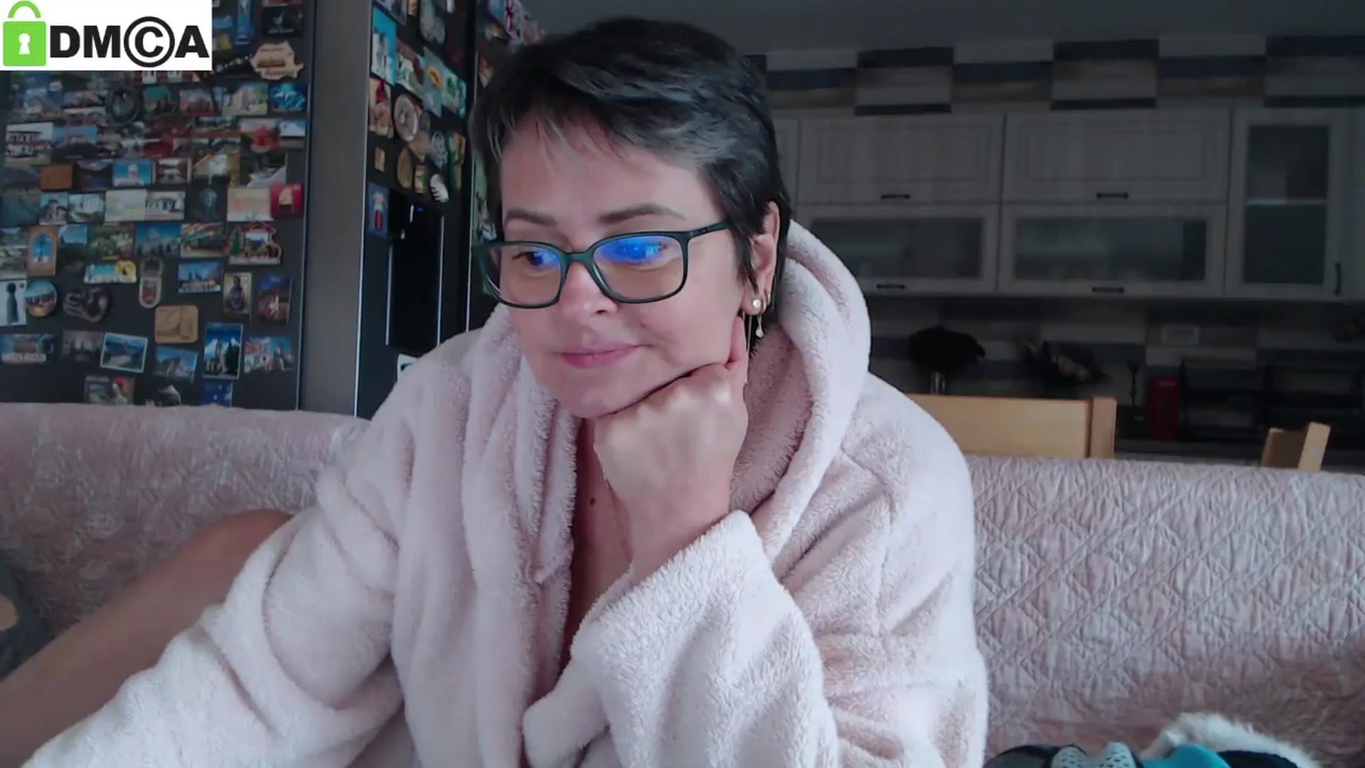 Gallery image thumbnail from silverjewel's myfreecams stream on, 11/13/2024, 12:19 image 13 of 20