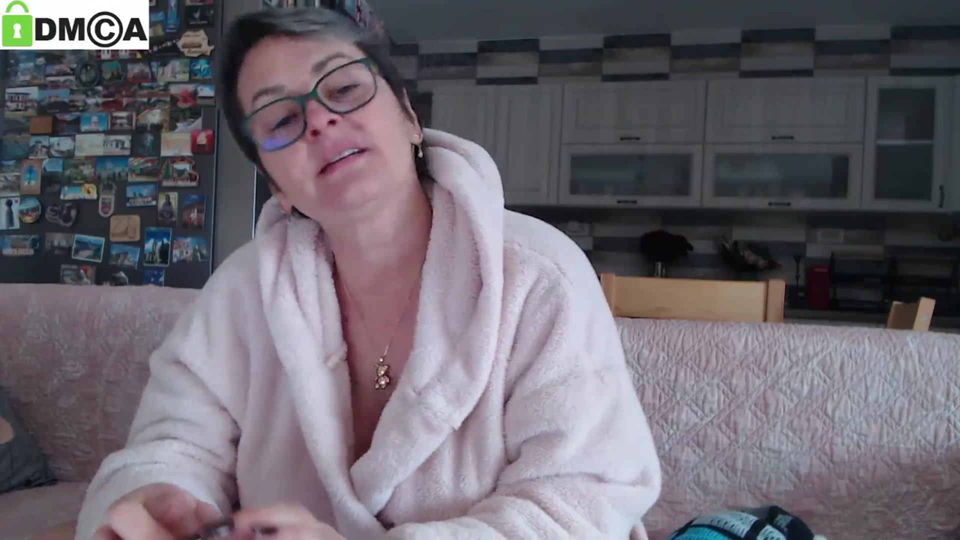 Gallery image thumbnail from silverjewel's myfreecams stream on, 11/13/2024, 12:19 image 17 of 20