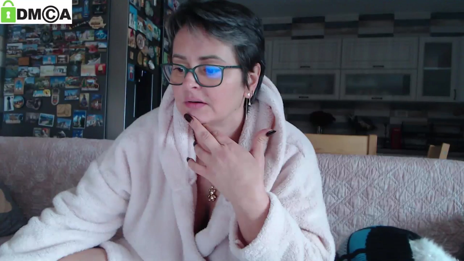 Gallery image thumbnail from silverjewel's myfreecams stream on, 11/13/2024, 12:19 image 9 of 20