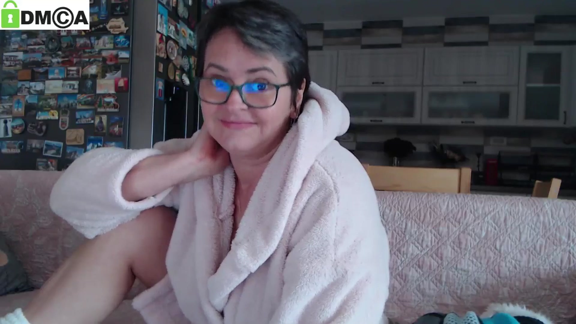 Gallery image thumbnail from silverjewel's myfreecams stream on, 11/13/2024, 12:19 image 14 of 20