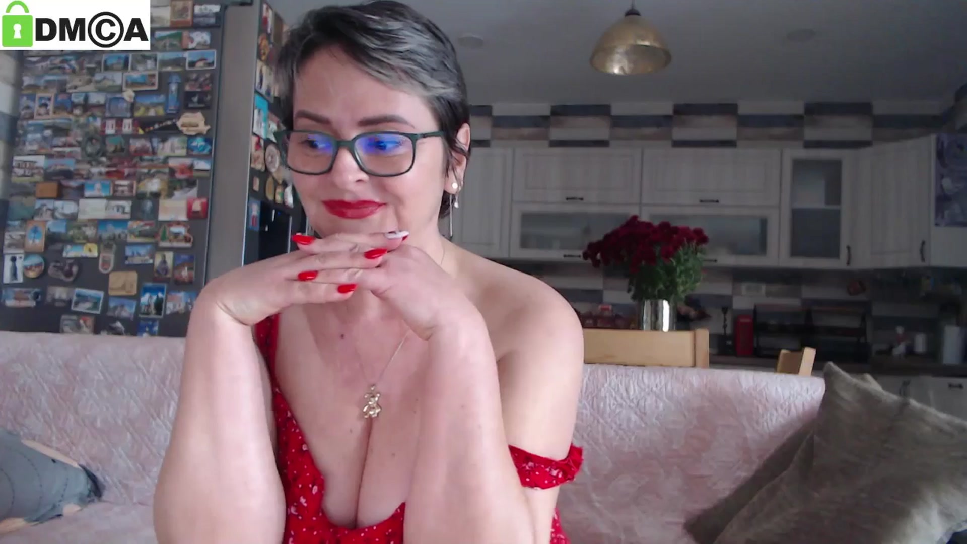 Gallery image thumbnail from silverjewel's myfreecams stream on, 11/19/2024, 12:58 image 10 of 20