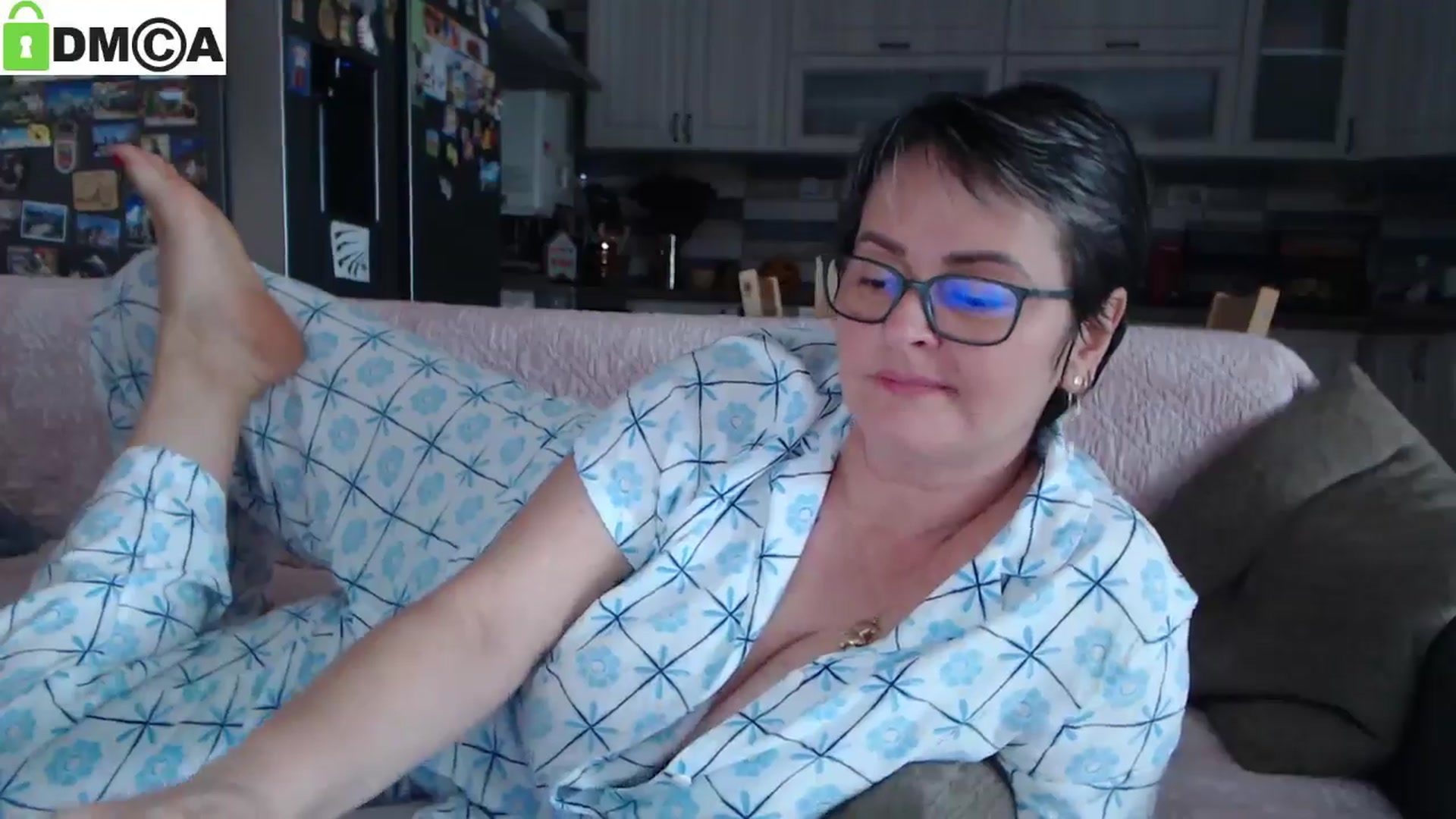 Gallery image thumbnail from silverjewel's myfreecams stream on, 11/21/2024, 12:05 image 10 of 20